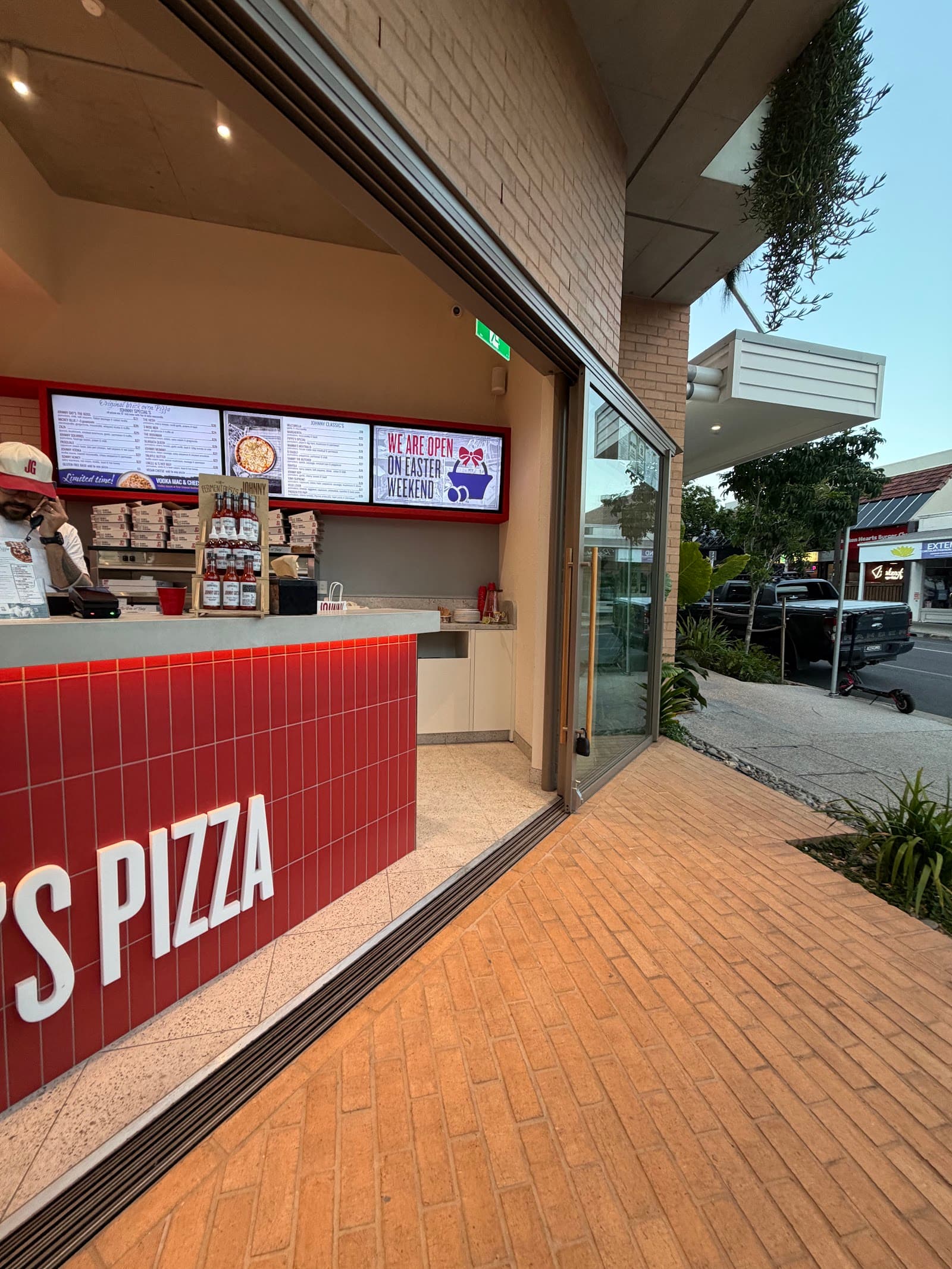 Johnny Gio's Pizza New Farm — New Farm, Brisbane