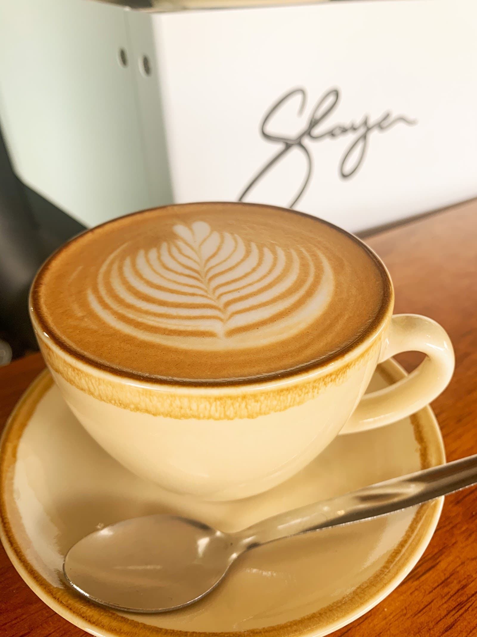 Crate & Co Smoothie Cafe — Bulimba, Brisbane