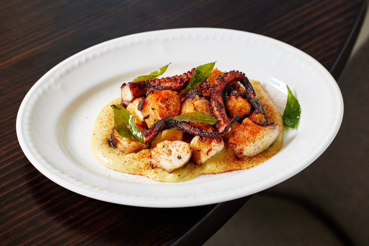 Fosh Bar & Restaurant — Hamilton, Brisbane