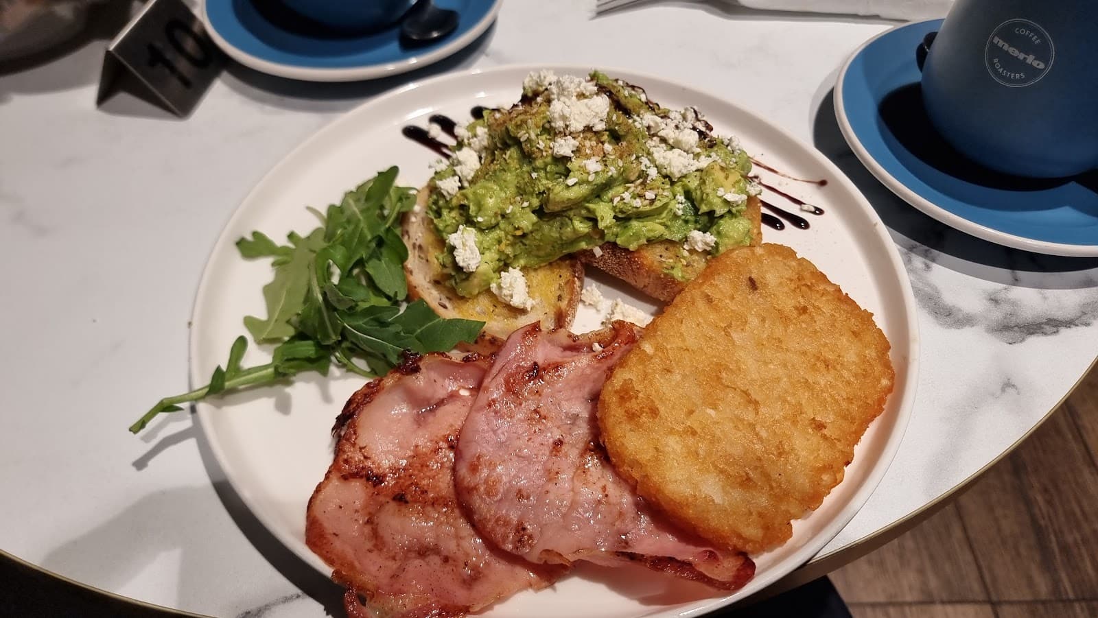 Le Bay Cafe — Wynnum, Brisbane