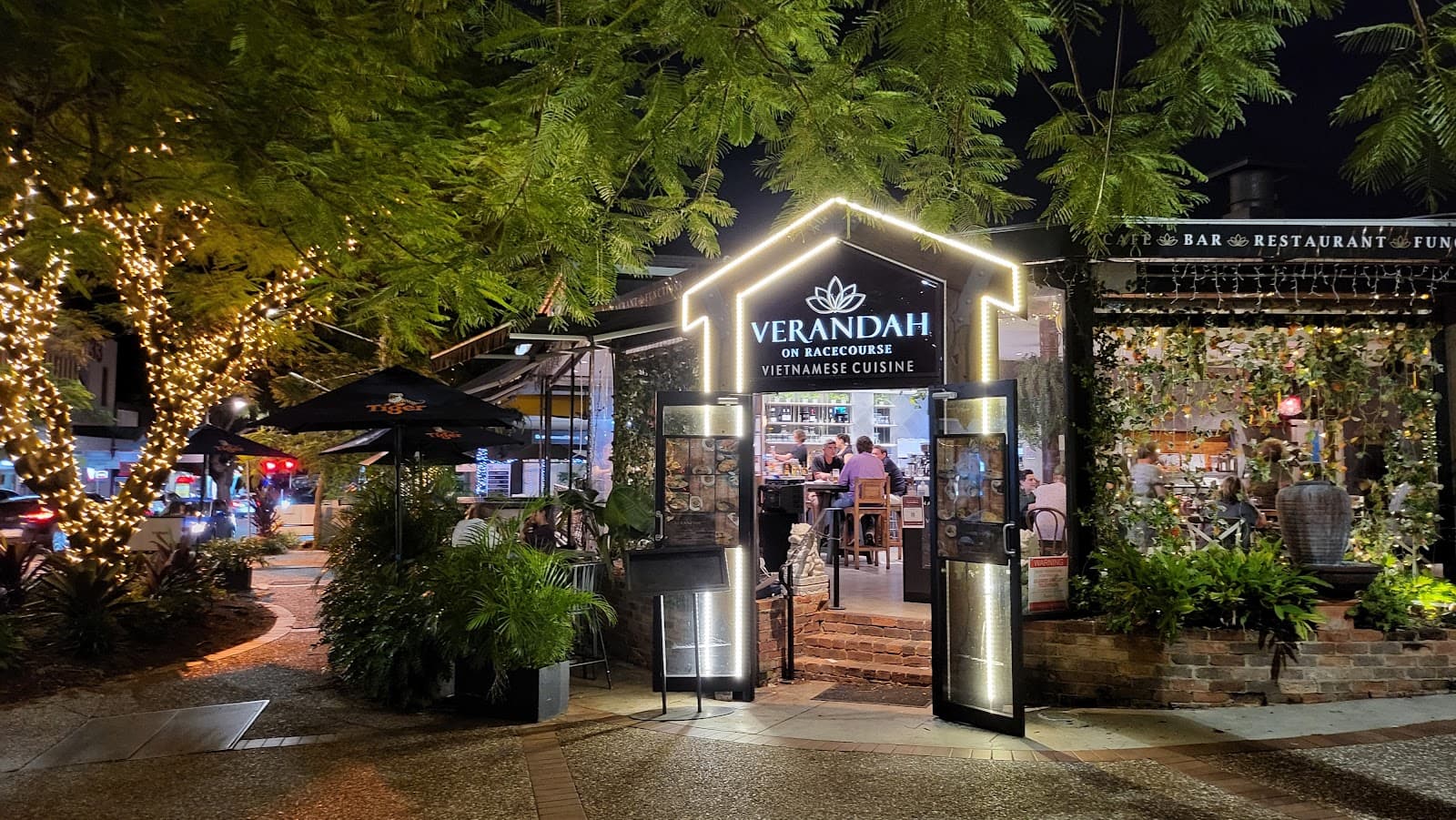 Verandah on Racecourse — Hamilton, Brisbane