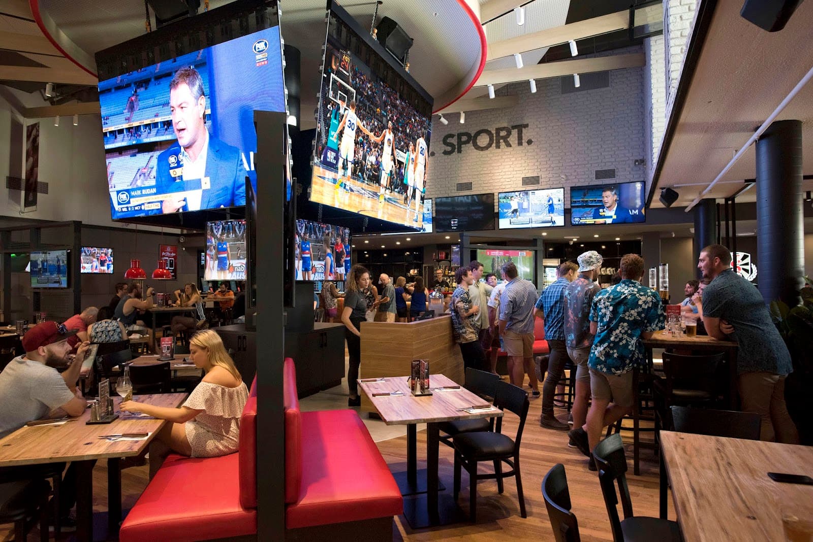 The Sporting Globe Bar & Grill Chermside — Chermside, Brisbane