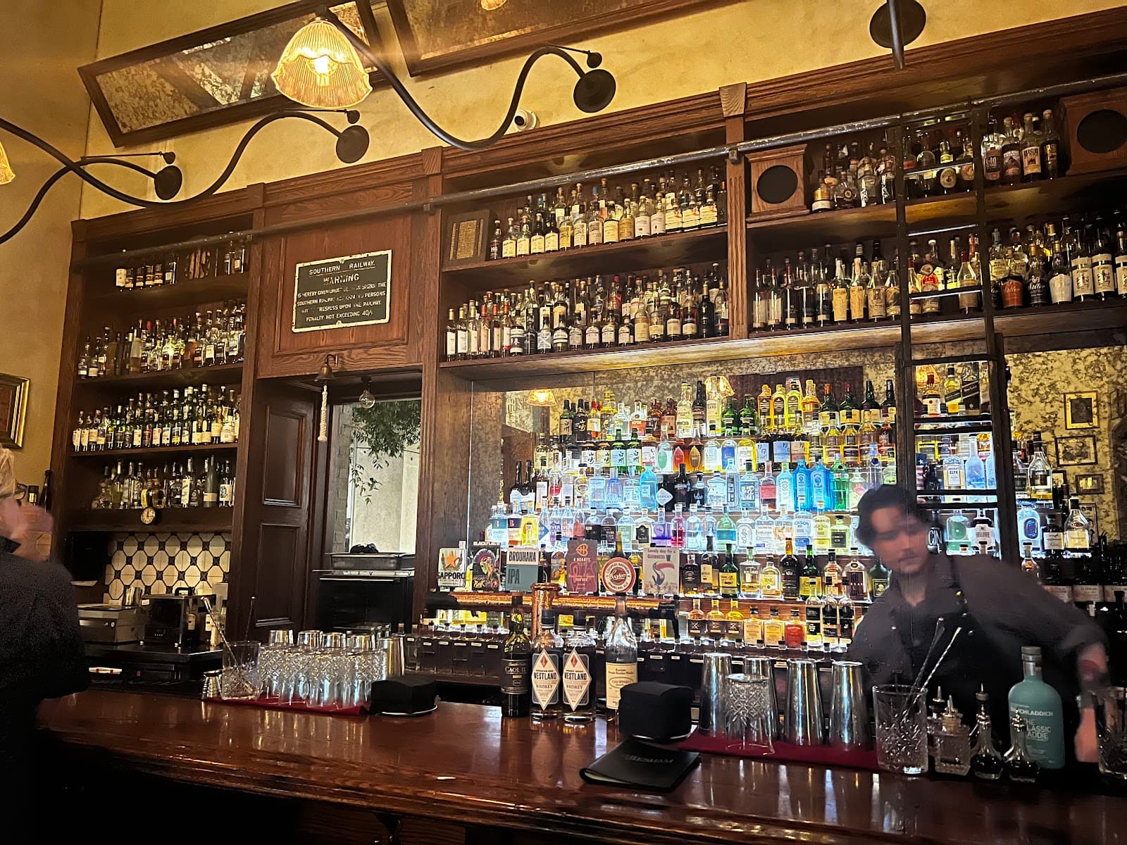 The Gresham Bar — South Brisbane, Brisbane