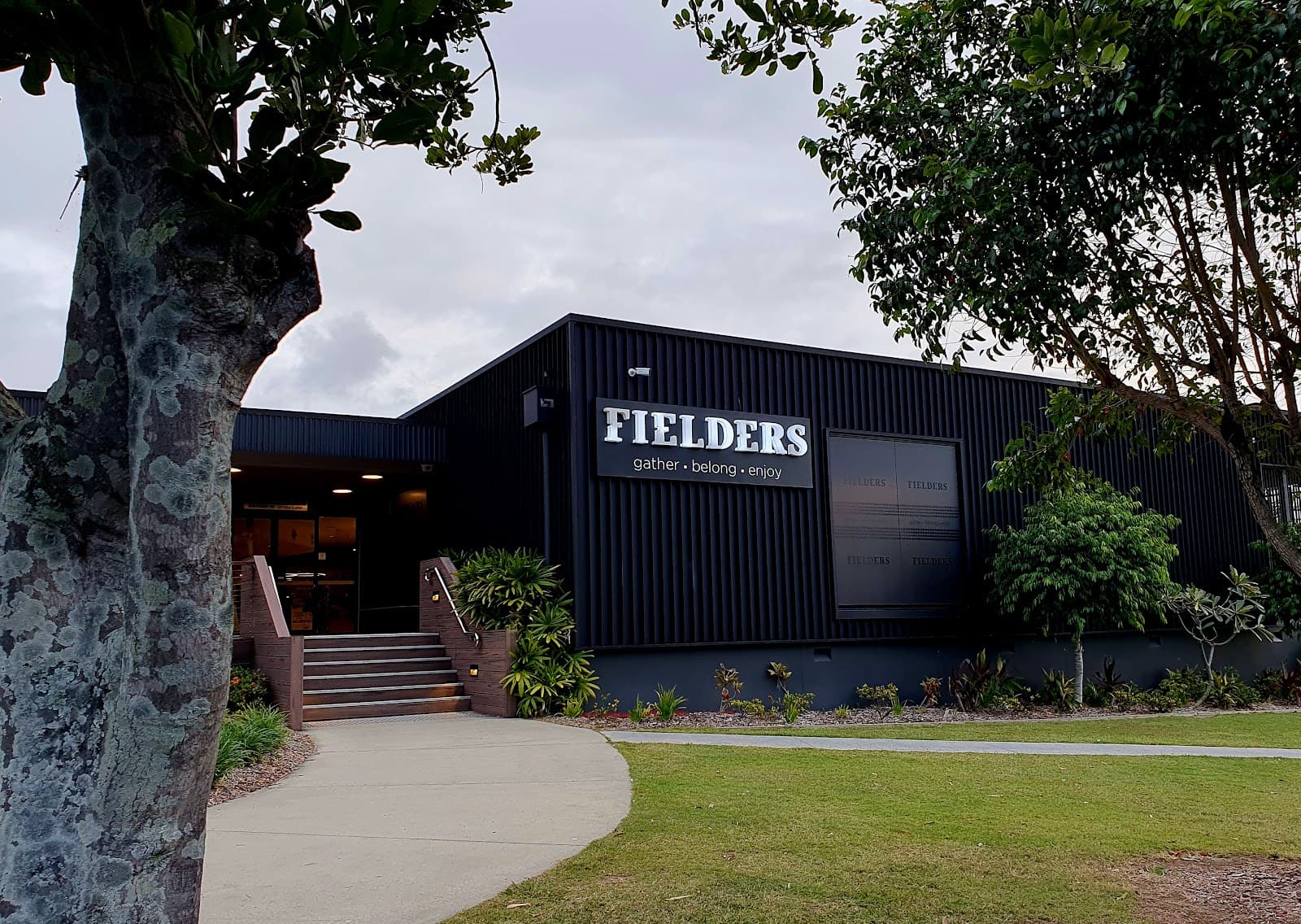 Fielders Club — Manly, Brisbane