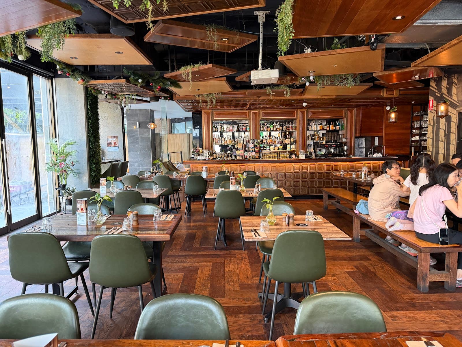 Mr Edward's Alehouse & Kitchen — Brisbane CBD, Brisbane