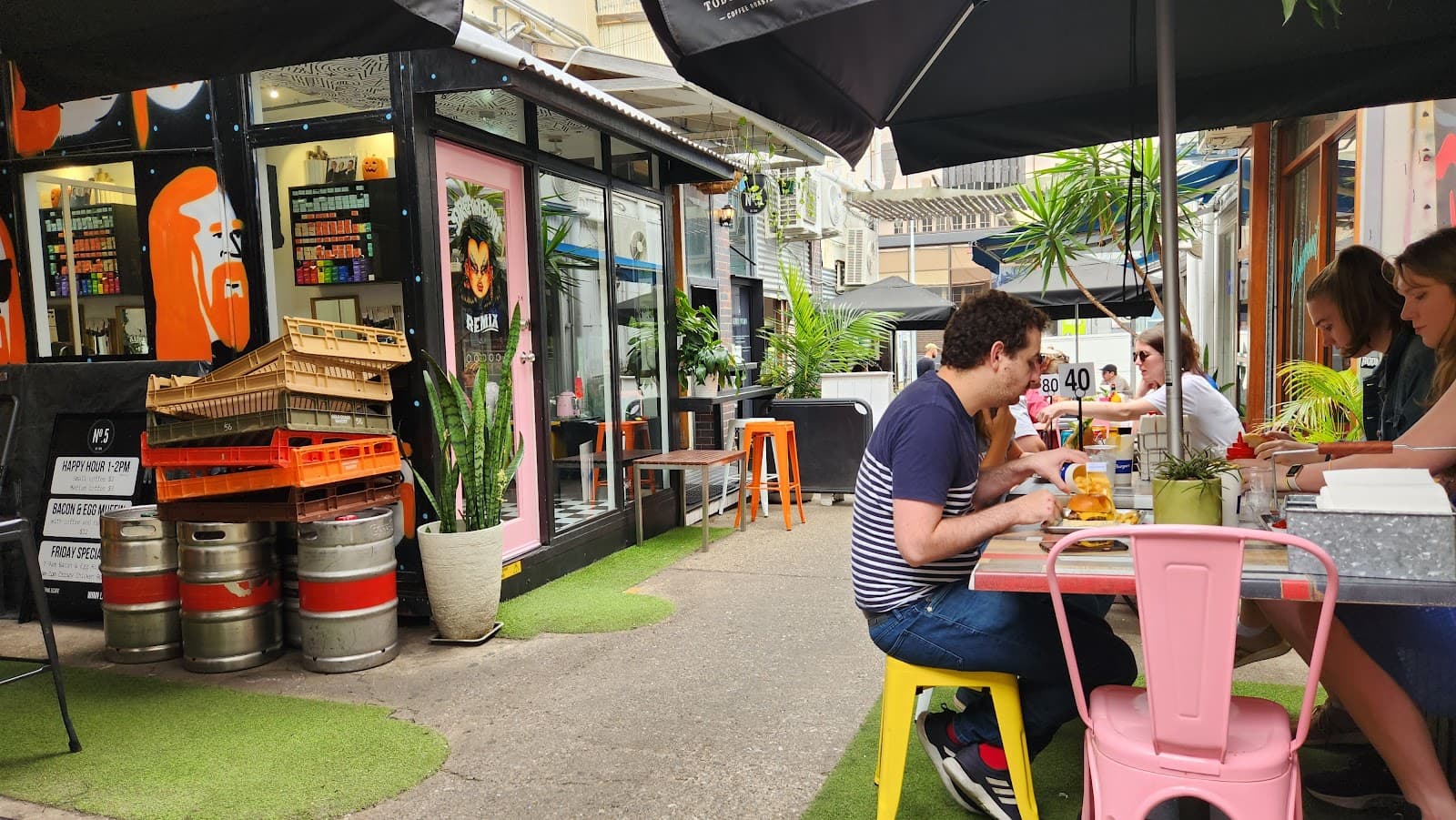 Winn Lane — Teneriffe, Brisbane