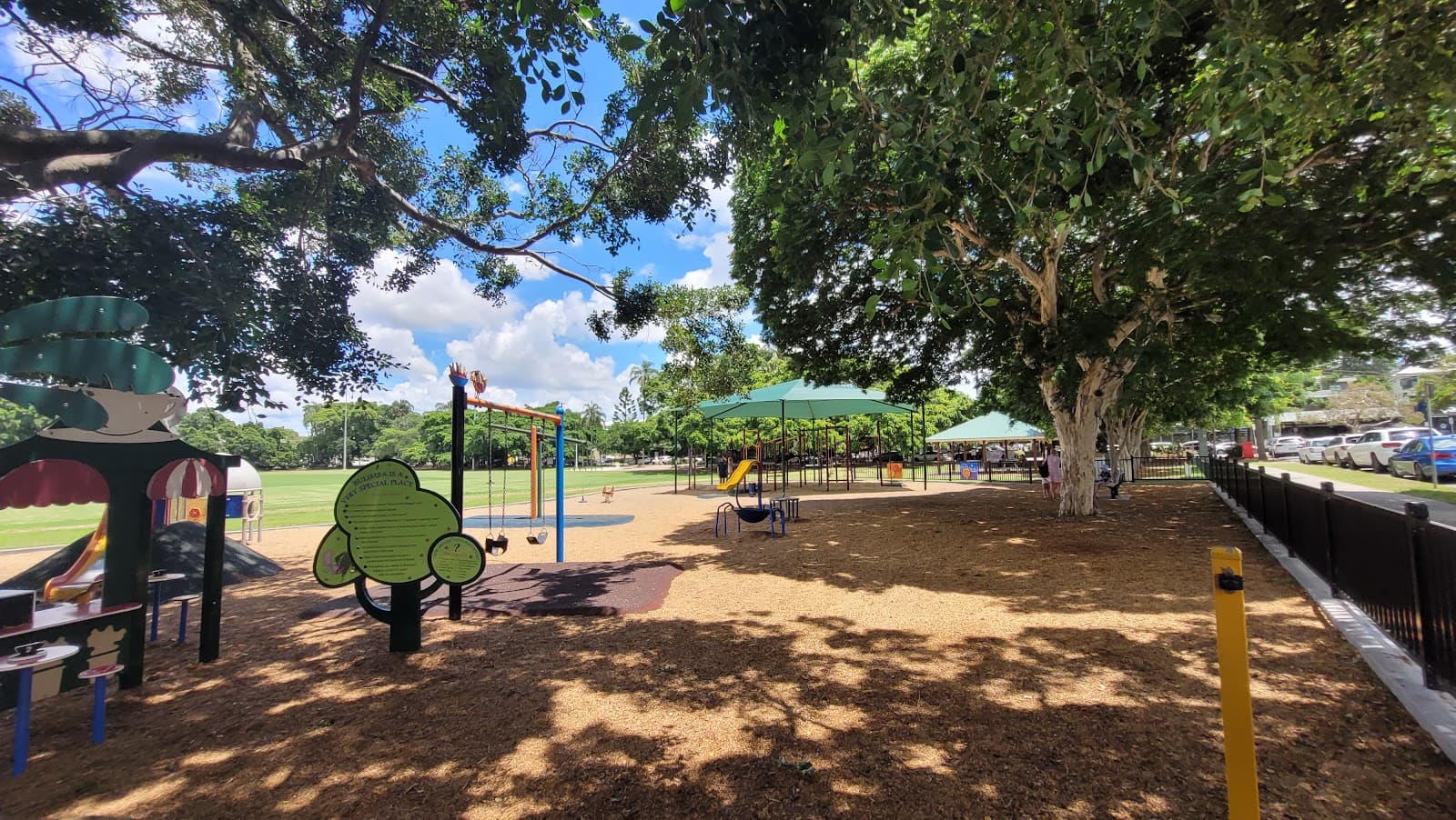 Bulimba Memorial Park — Bulimba, Brisbane