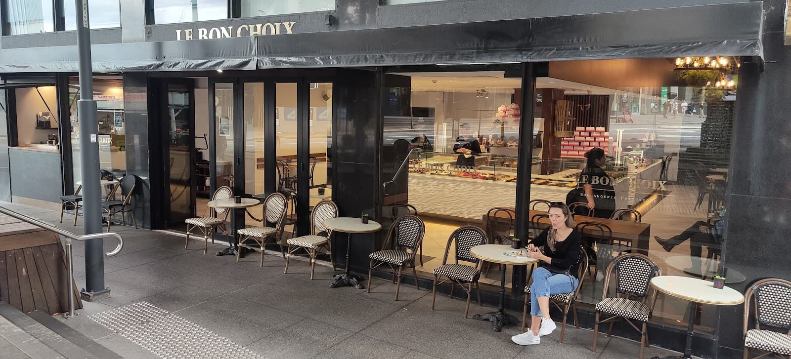 Le Bon Choix — Manly, Brisbane