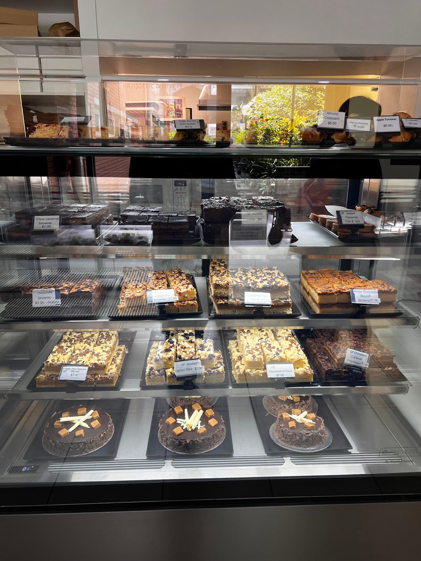 Petite Treats — Manly, Brisbane