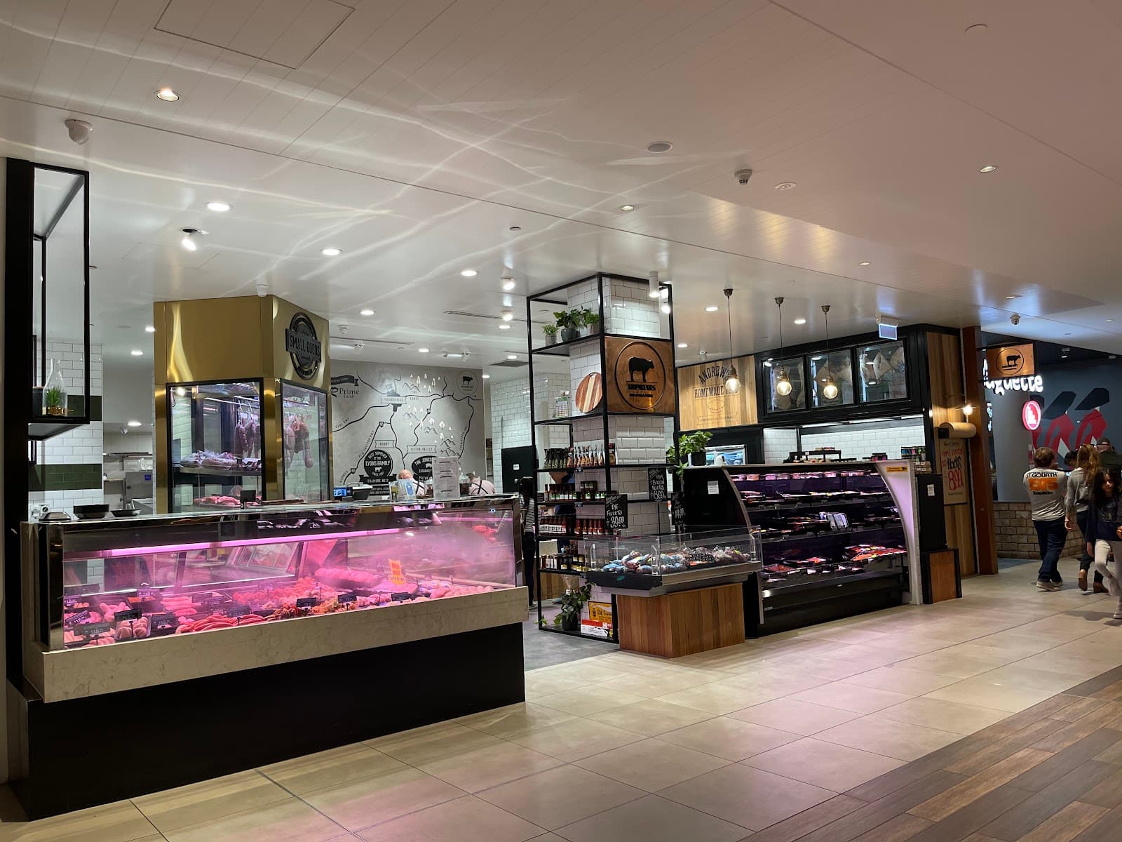 Andrews Indooroopilly — Indooroopilly, Brisbane