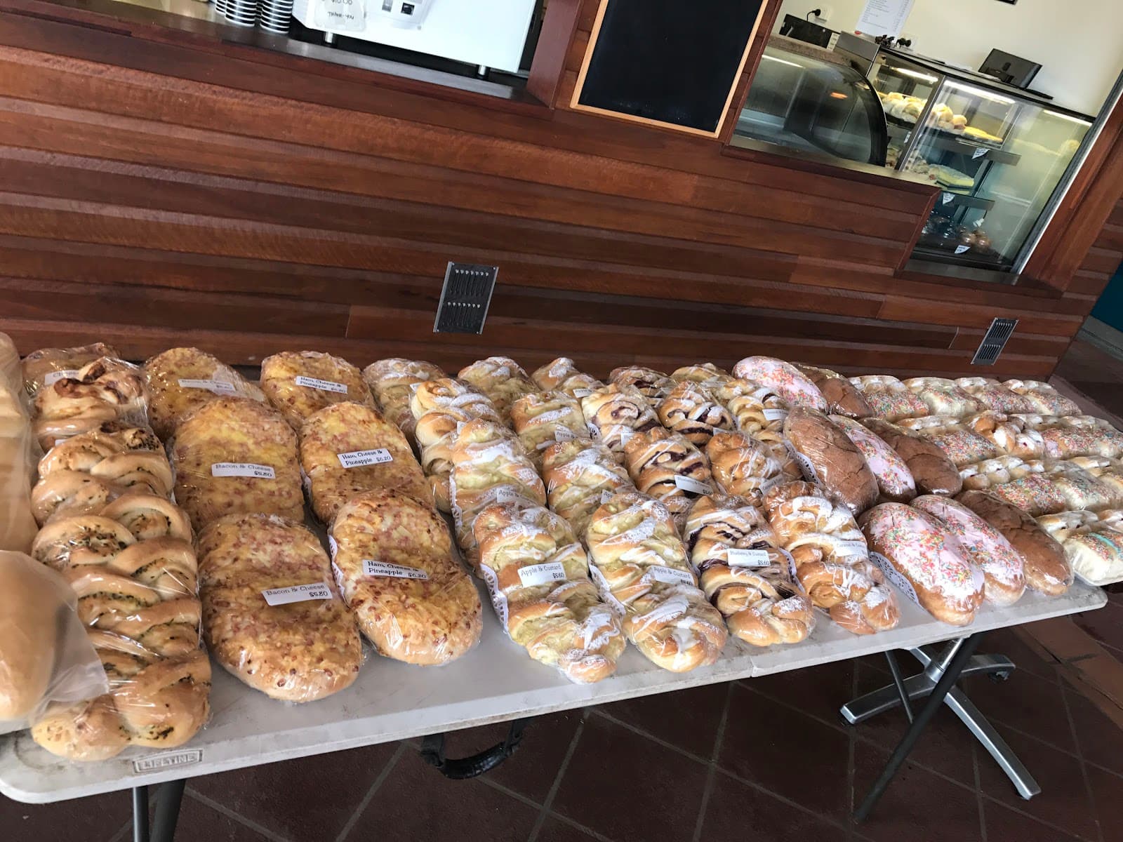 Wynnum West Bakery & Cafe — Wynnum, Brisbane