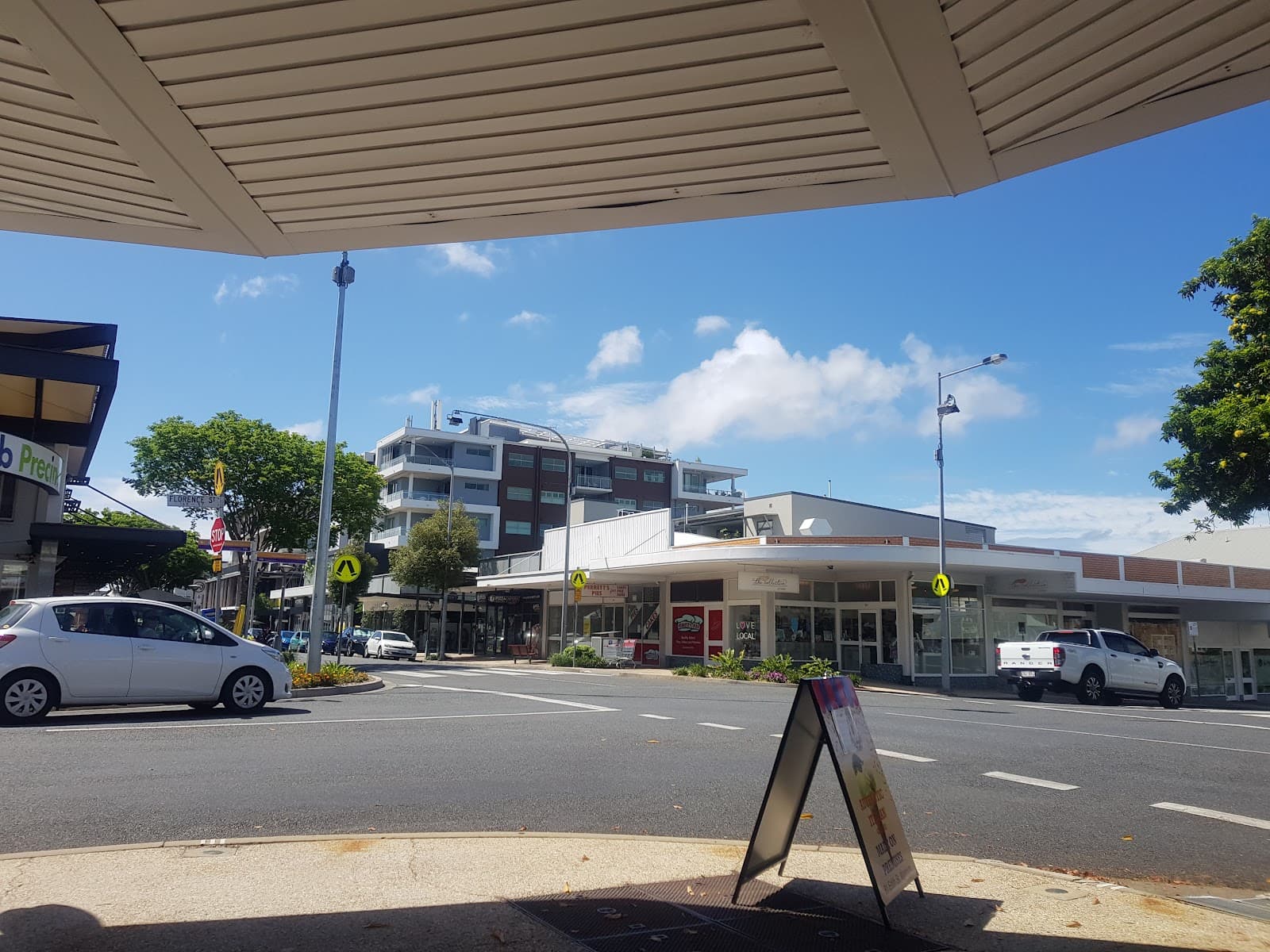Perrett's Pies — Wynnum, Brisbane