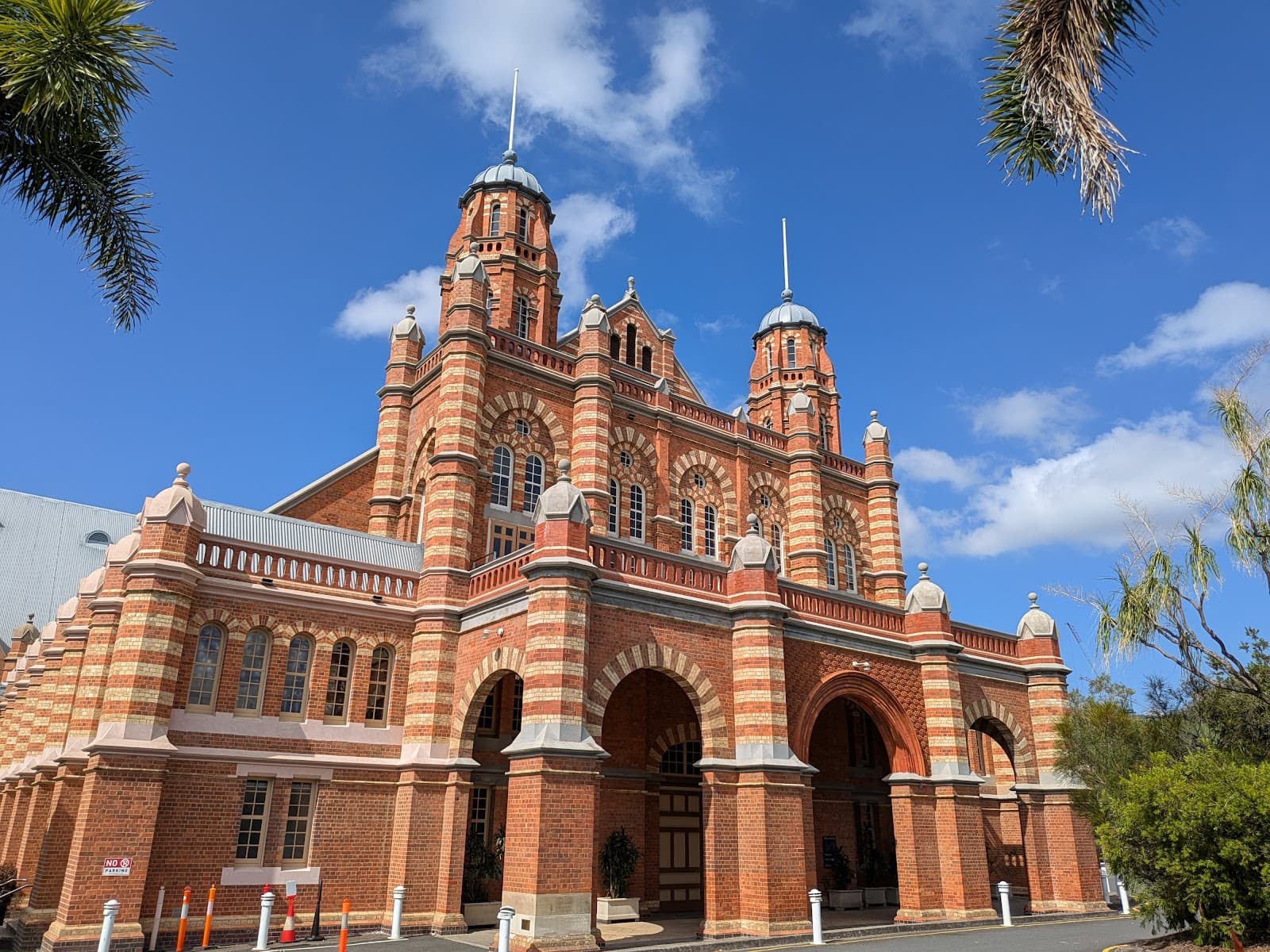Old Museum Brisbane — Chermside, Brisbane