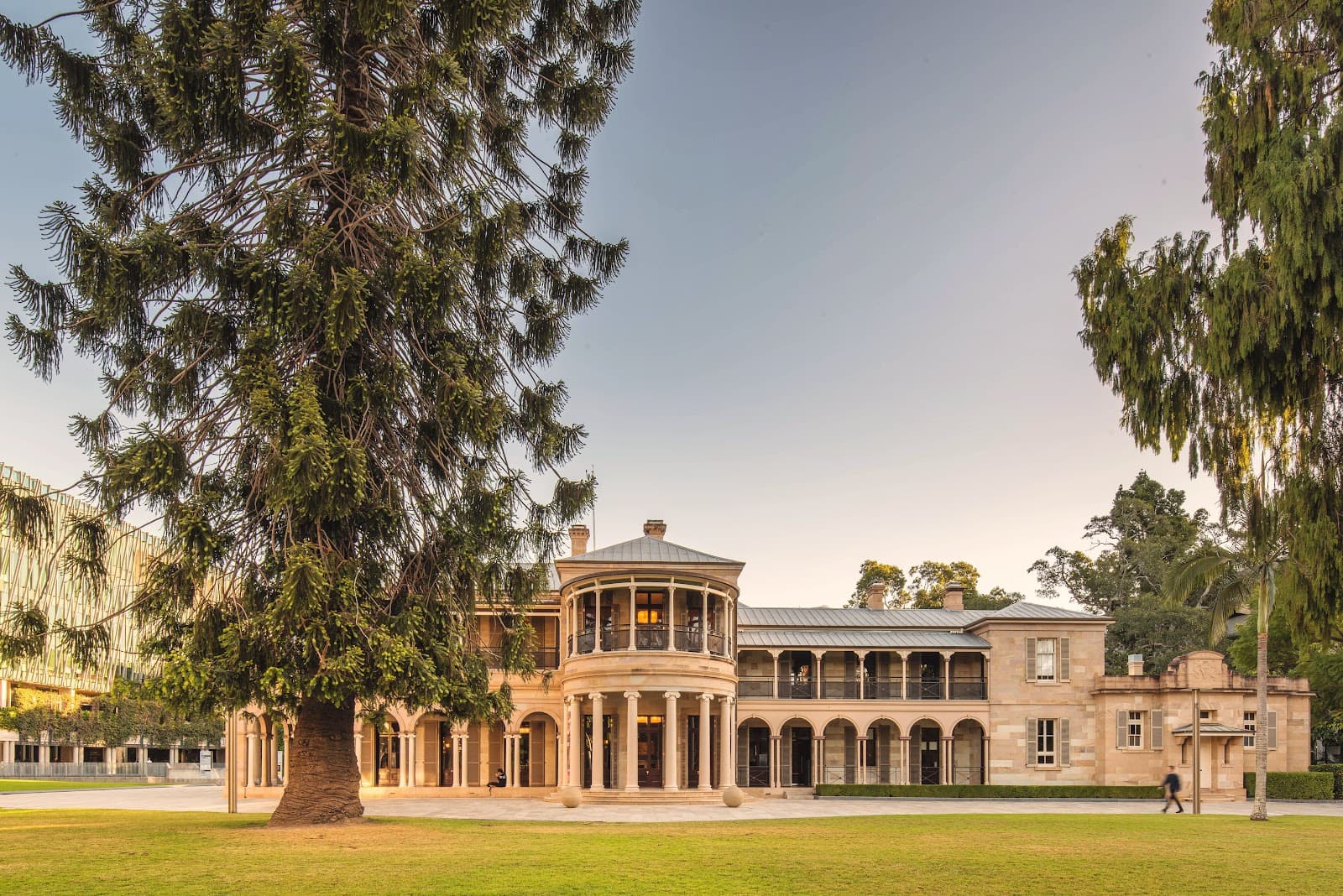 Old Government House and William Robinson Gallery — Kangaroo Point, Brisbane