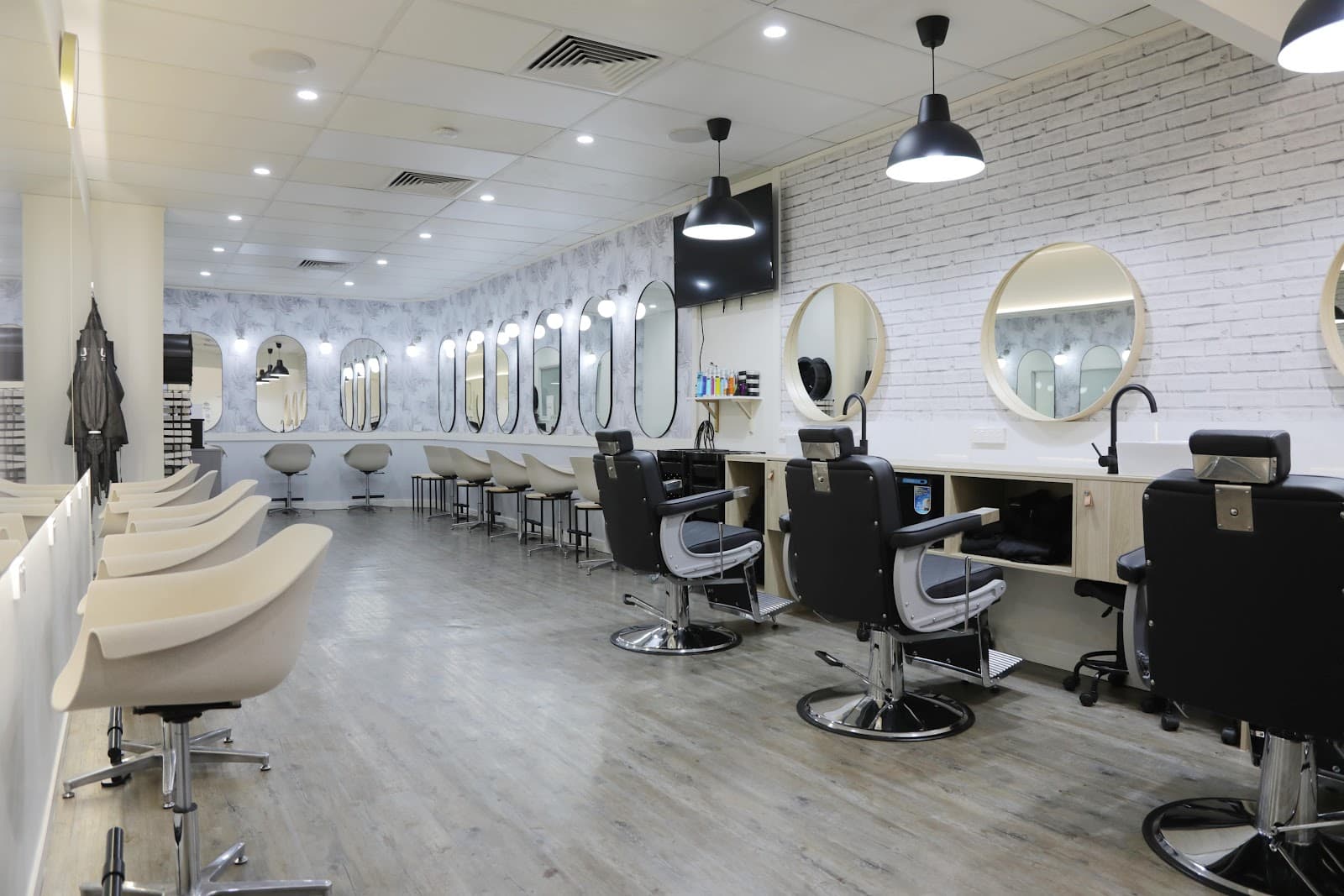 Demi International Chermside — Chermside, Brisbane