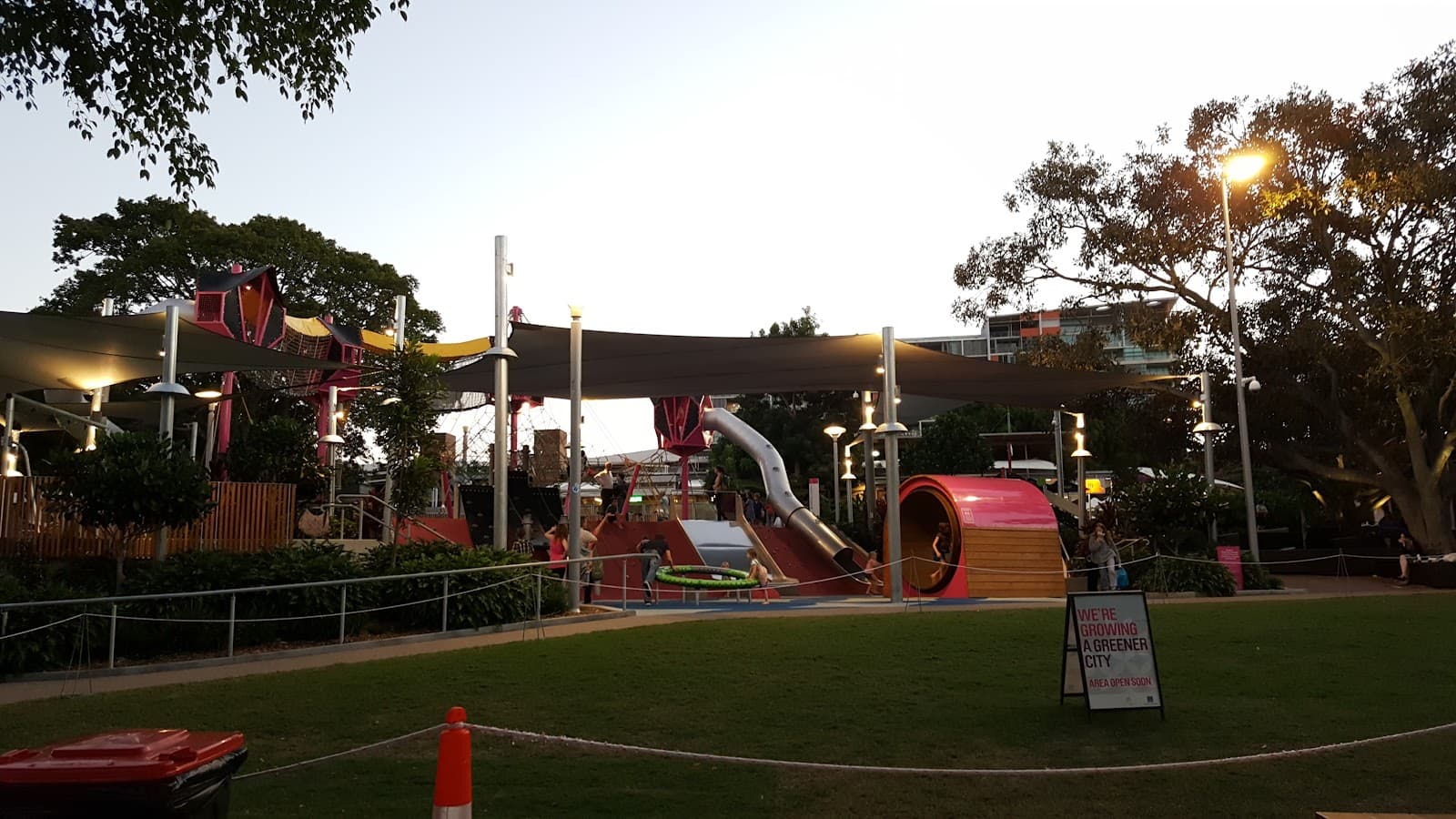Riverside Green Playground — South Brisbane, Brisbane