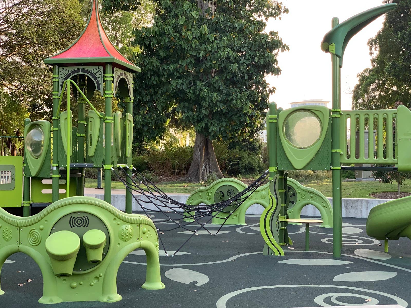 Baldwin Lawn Playground — South Brisbane, Brisbane