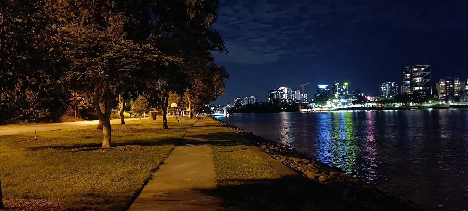 West End Riverside Lands Park — West End, Brisbane