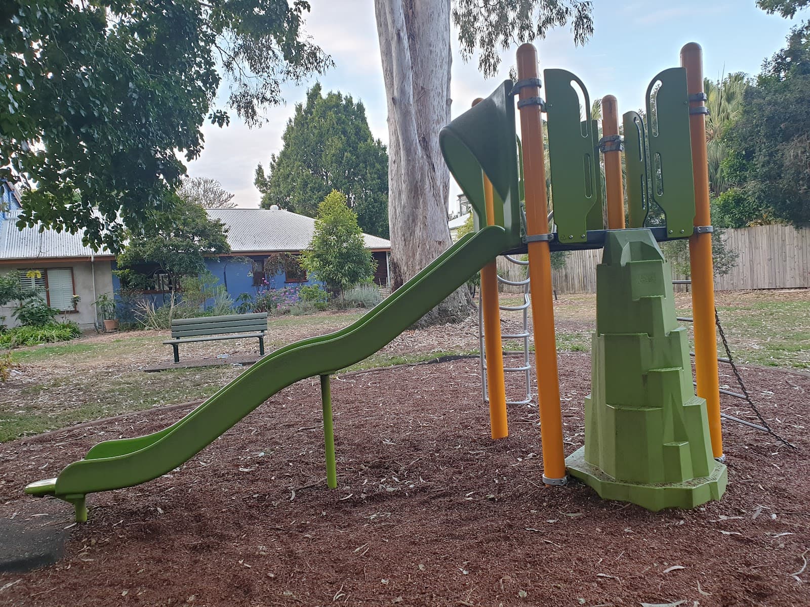 Essex Road Park — Indooroopilly, Brisbane