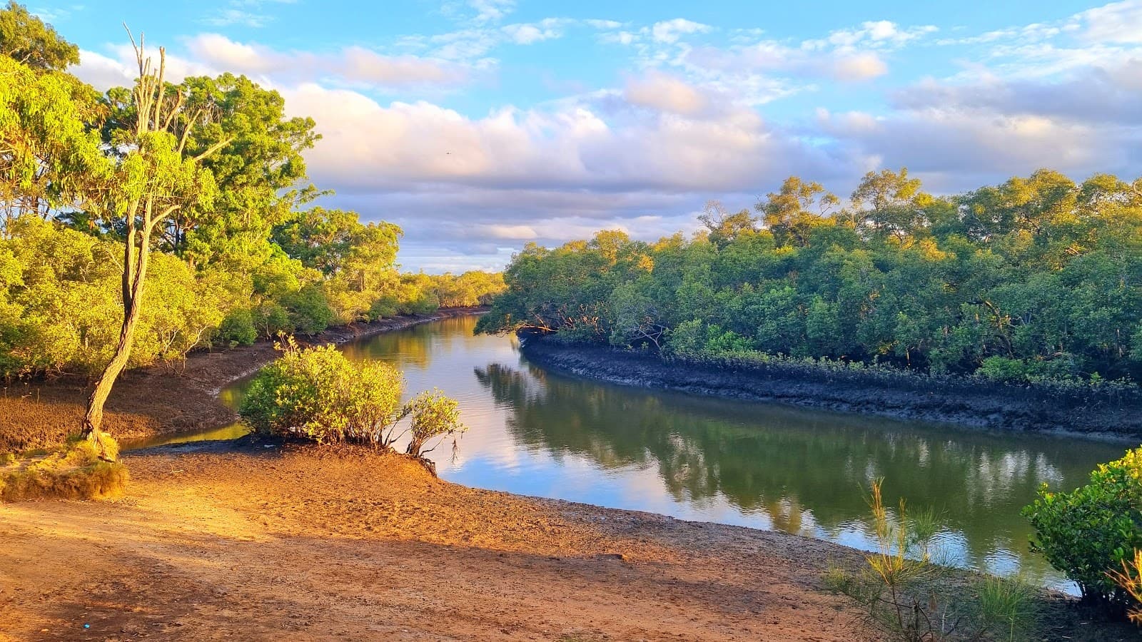 Kurts Beach — Toowong, Brisbane