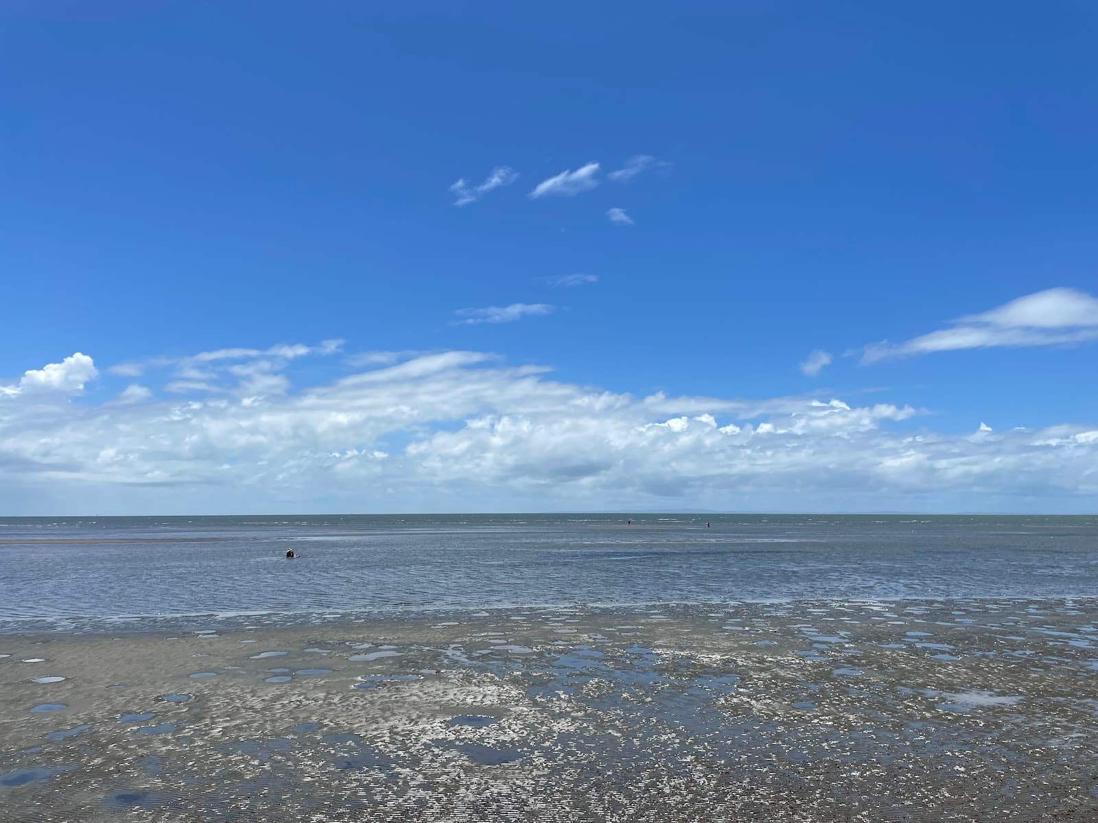 Nudgee Beach