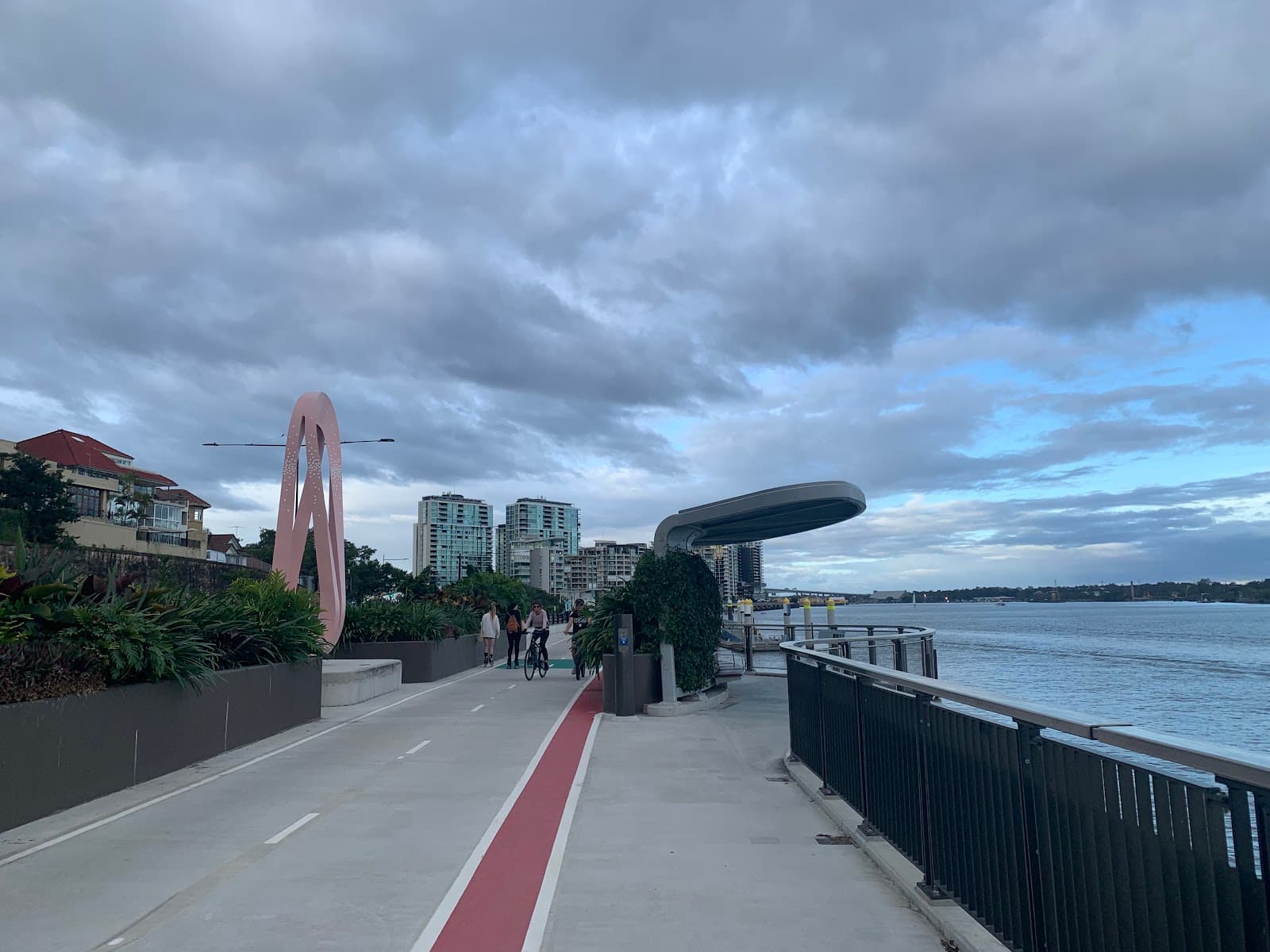 Lores Bonney Riverwalk — Hamilton, Brisbane