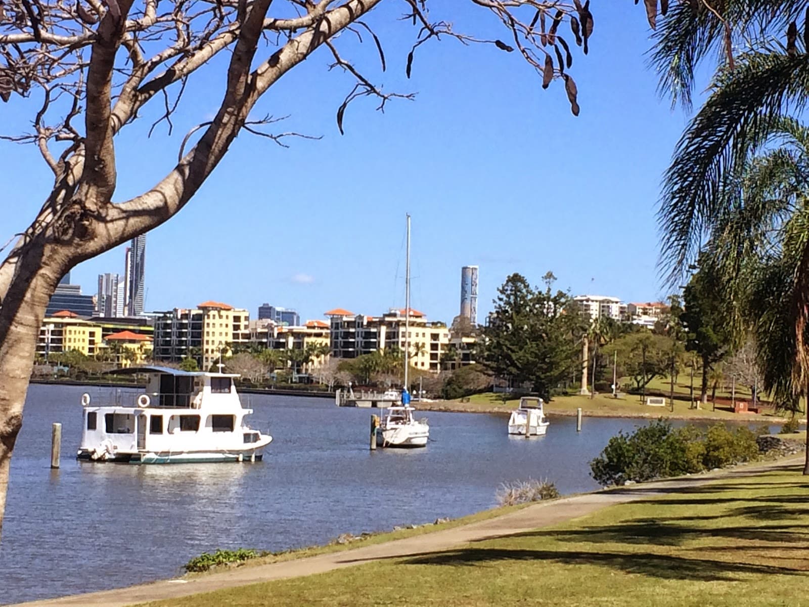 Cameron Rocks Reserve — Hamilton, Brisbane