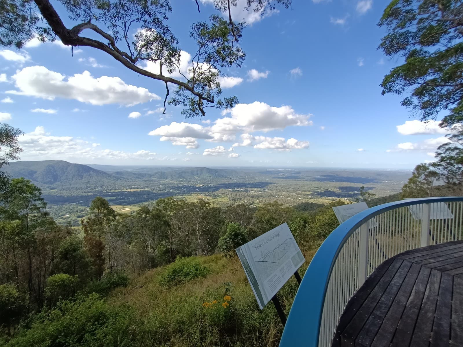 Jollys Lookout — Manly, Brisbane