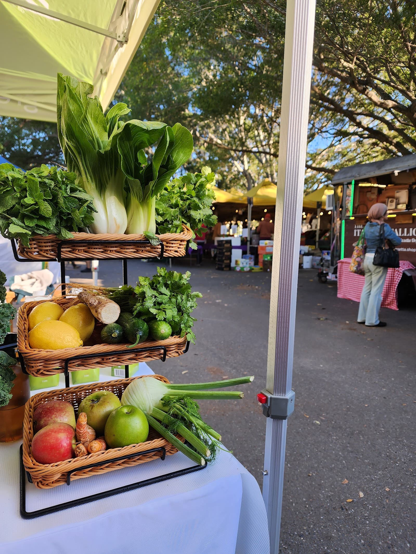 Northey Street Organic Farmers Market — Wynnum, Brisbane