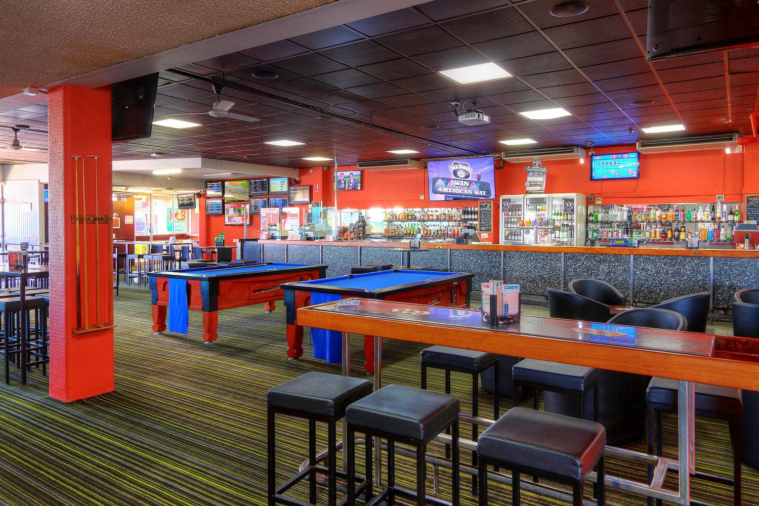 Chardons Corner Hotel — Indooroopilly, Brisbane