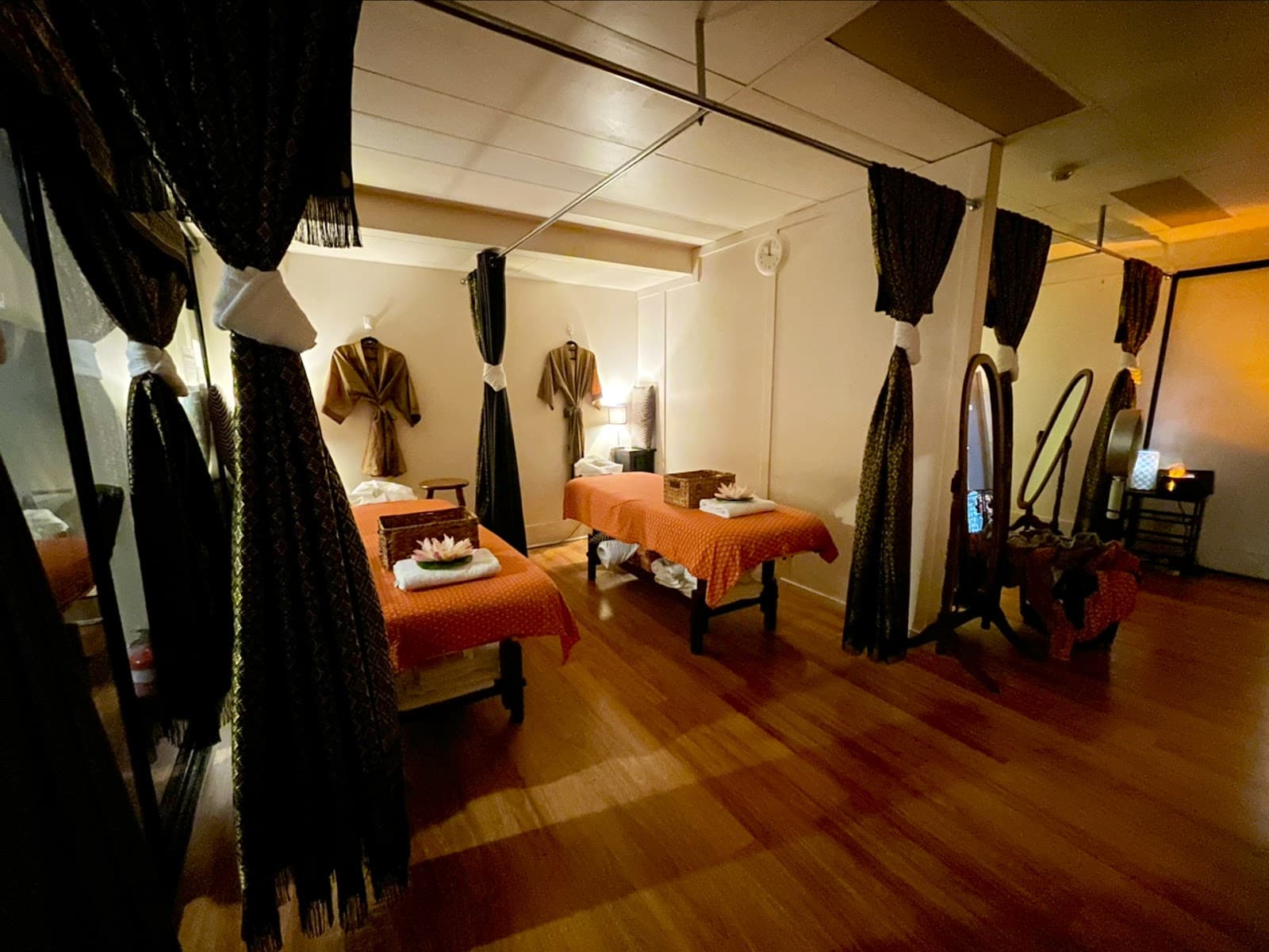 Central Thai Massage & Spa — South Brisbane, Brisbane