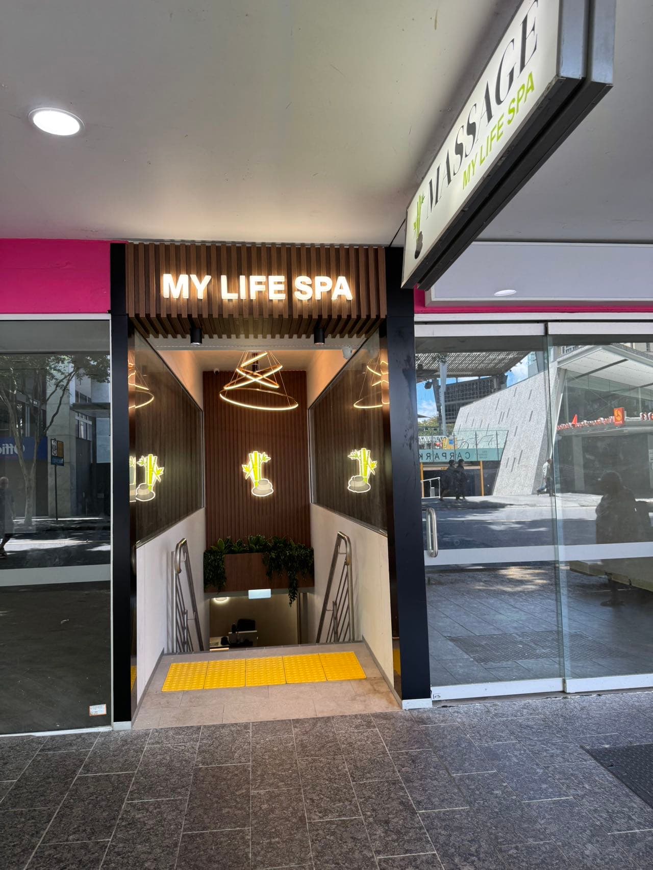 Life Spa and Massage — Brisbane CBD, Brisbane