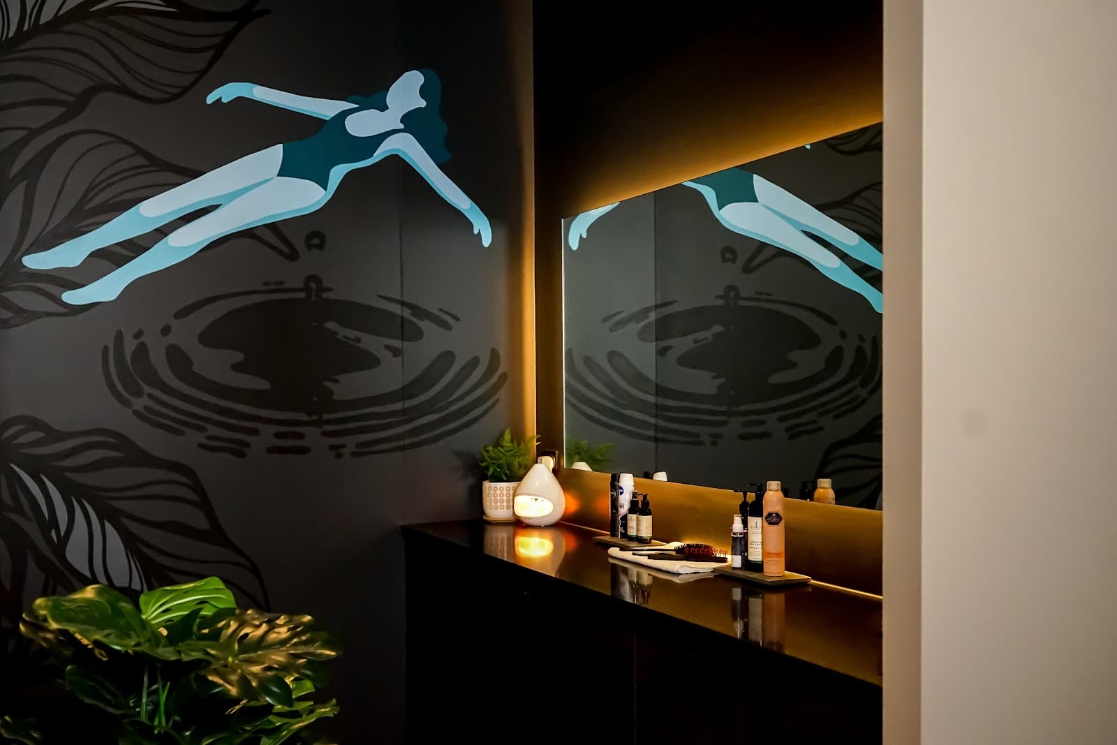 City Cave Indooroopilly — Indooroopilly, Brisbane