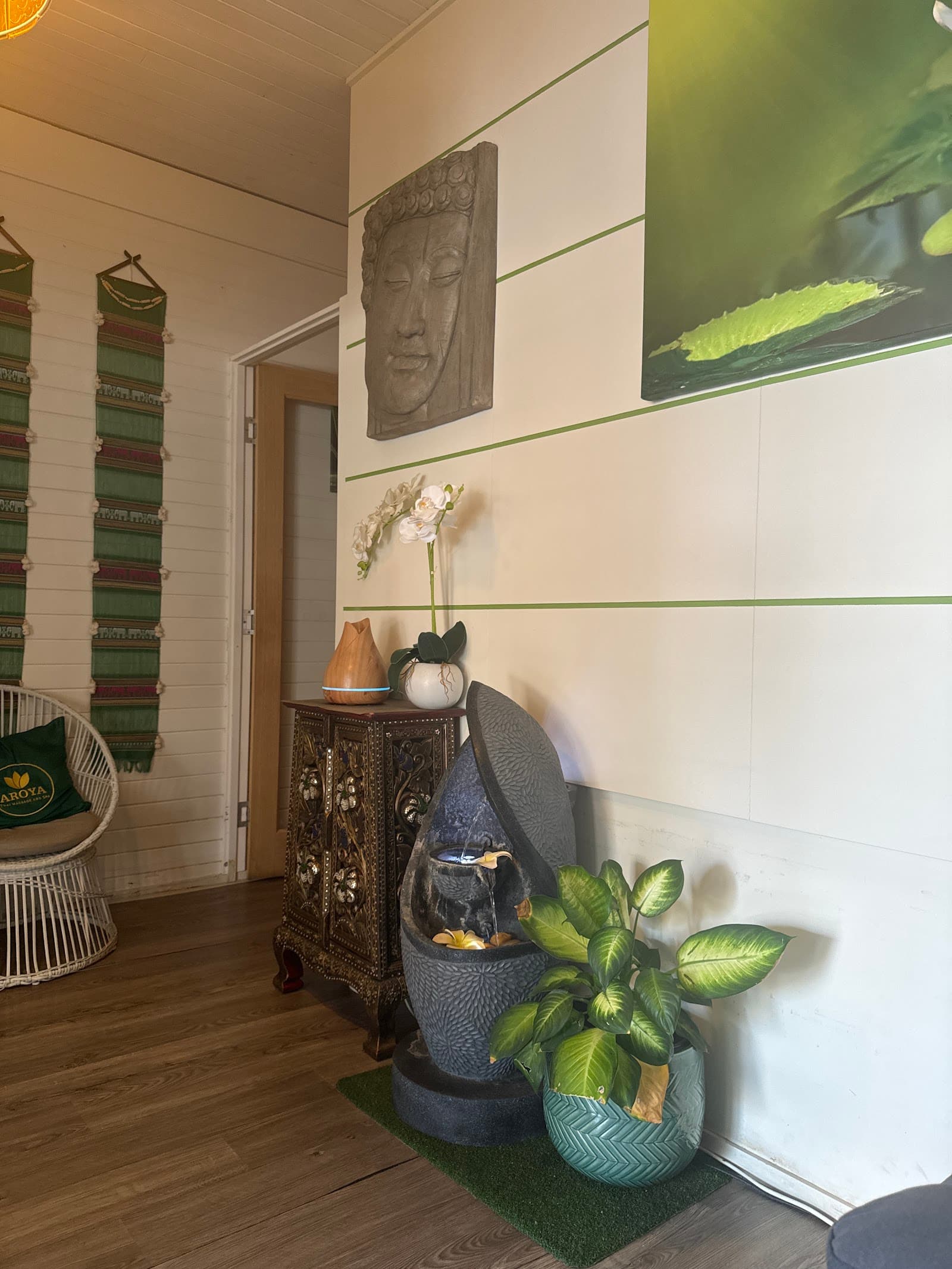 Aroya Thai Massage & Spa Indooroopilly (Professional Massage) — Indooroopilly, Brisbane
