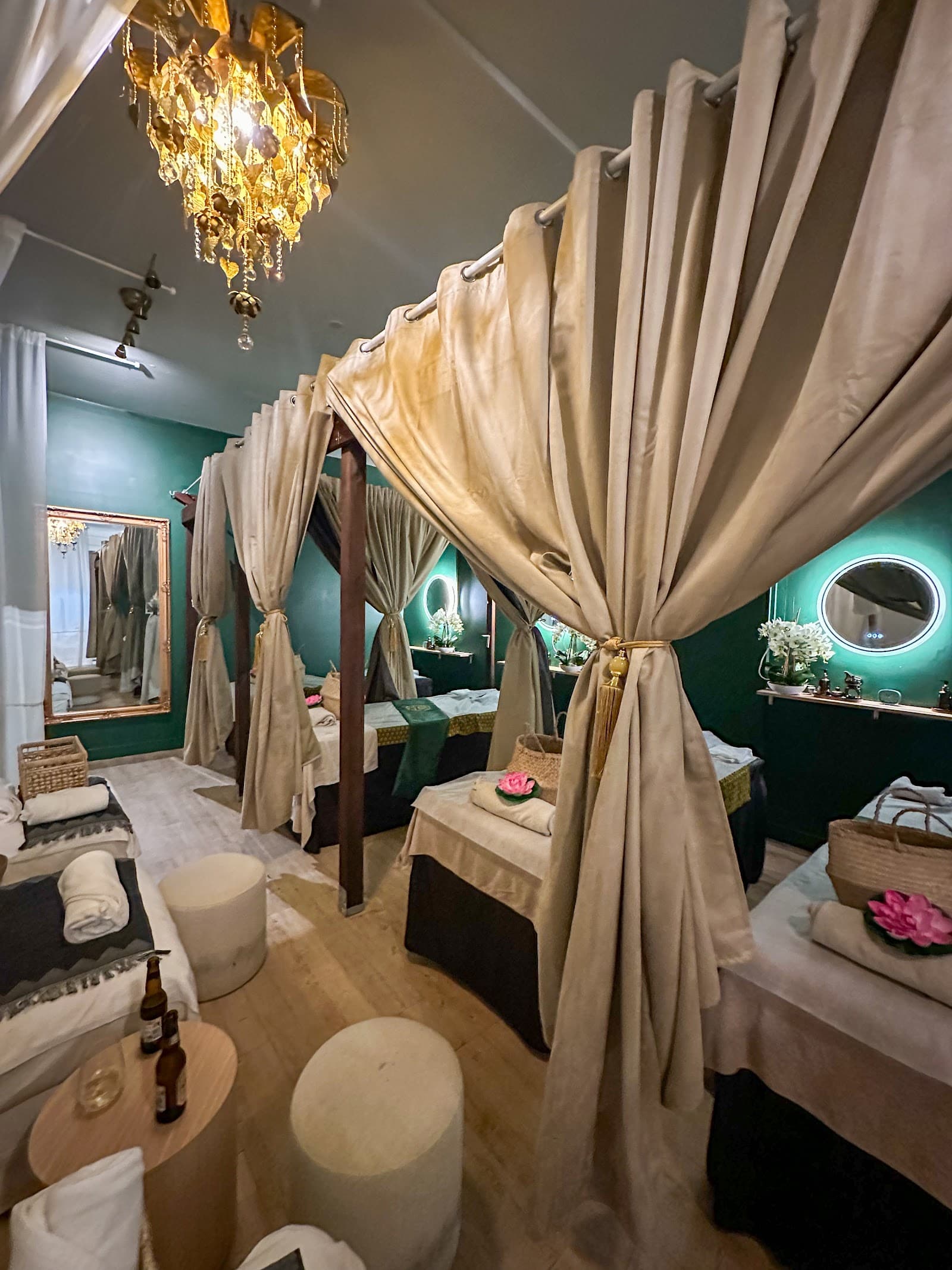 Jan thong thai massage & Day spa ( West end branch ) — West End, Brisbane