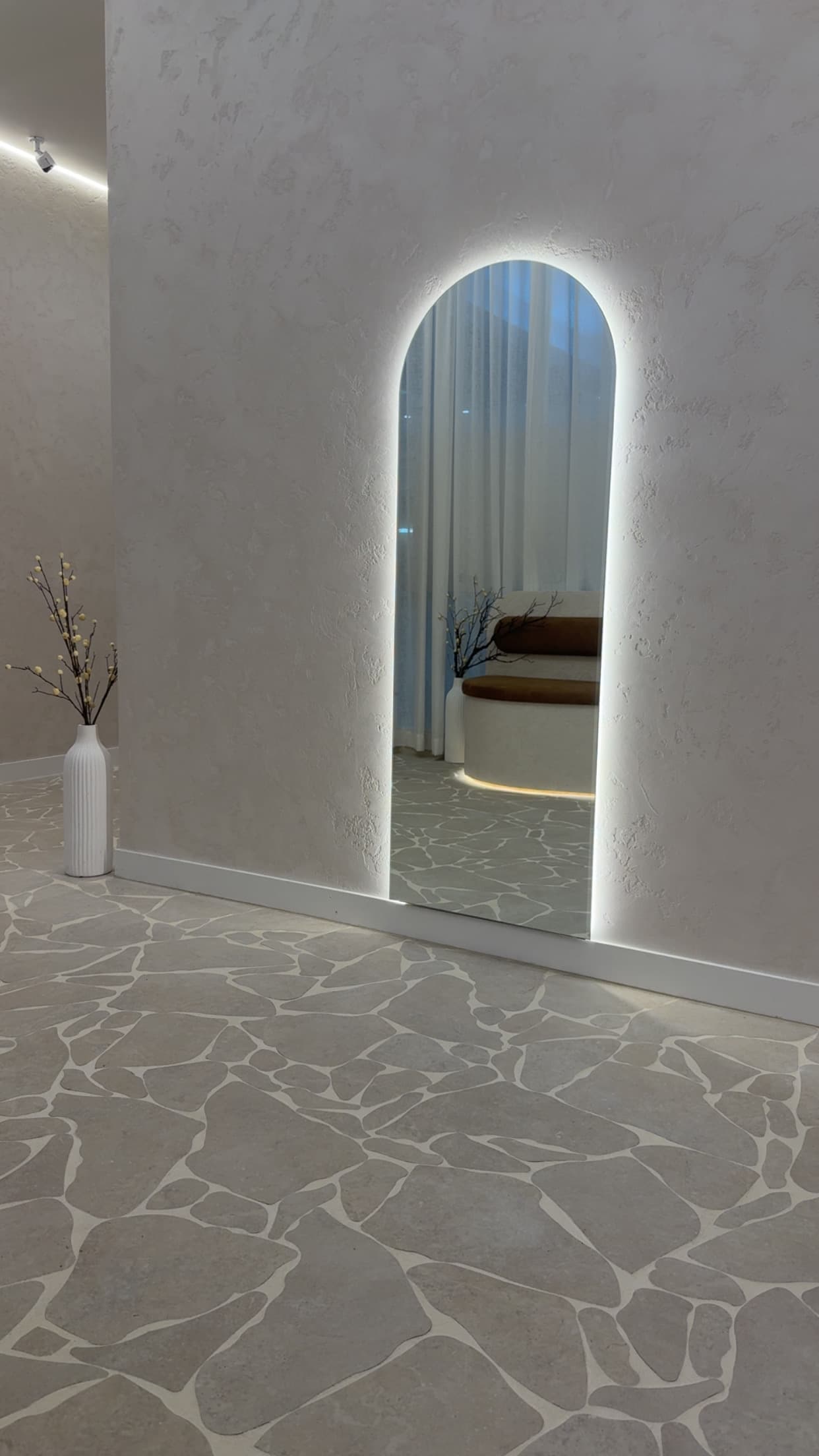 Gold Class Head Spa Carindale — Indooroopilly, Brisbane