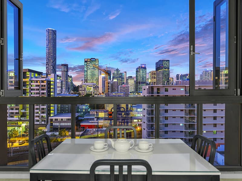 Morgan Suites Hotel Apartments — Indooroopilly, Brisbane