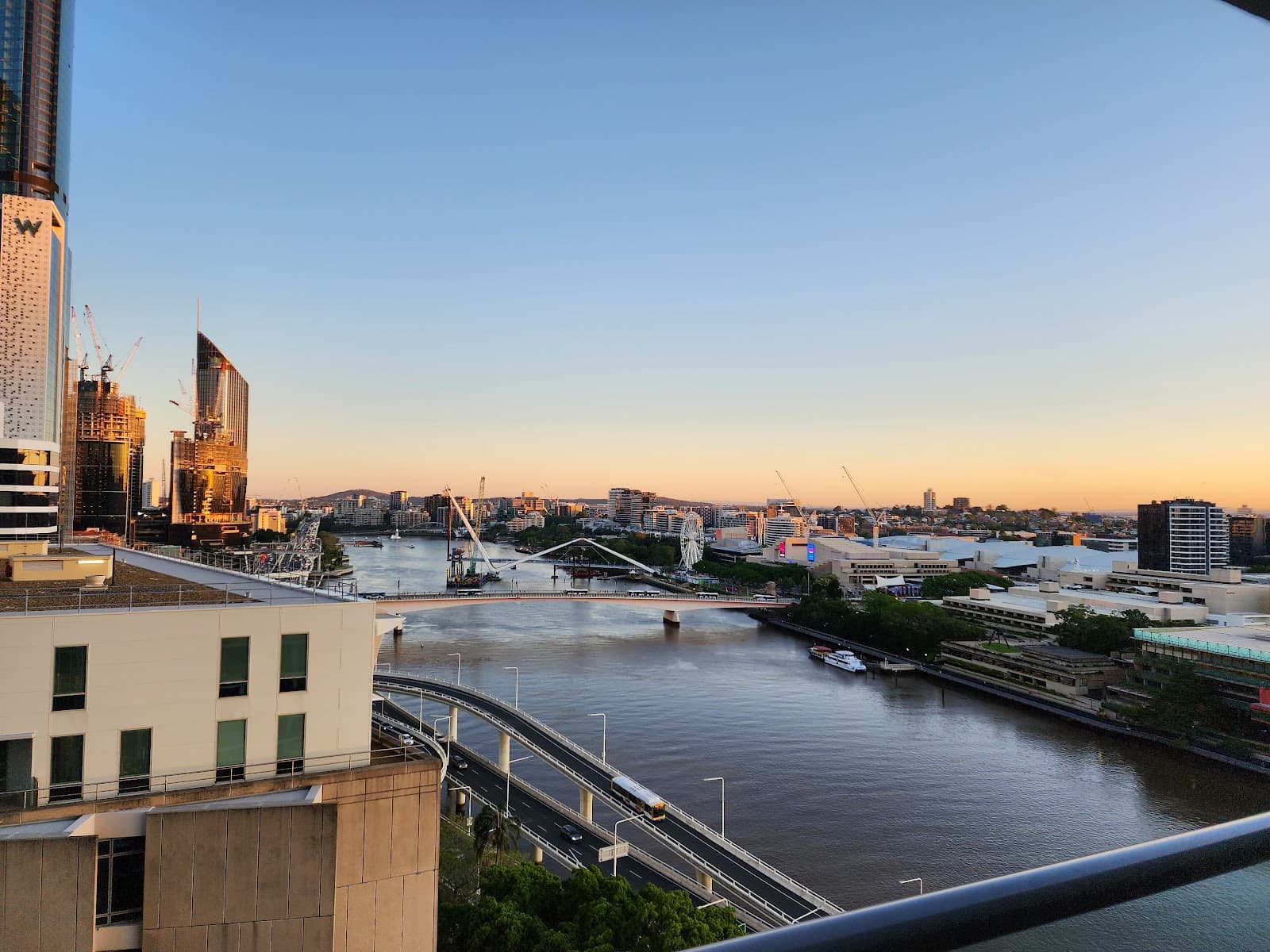 Evolution Apartments — Milton, Brisbane