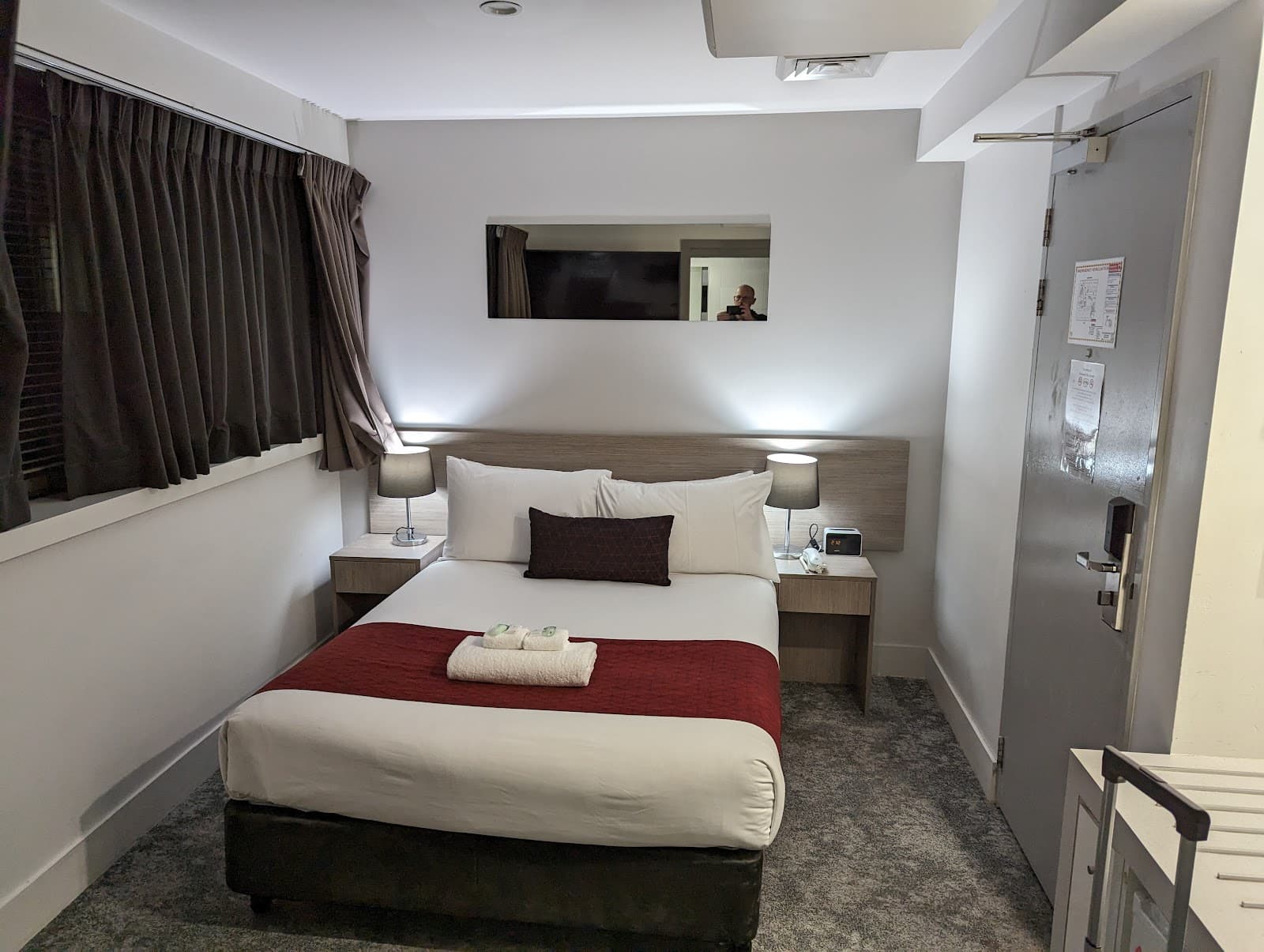 George Hotel Brisbane — Brisbane City, Brisbane