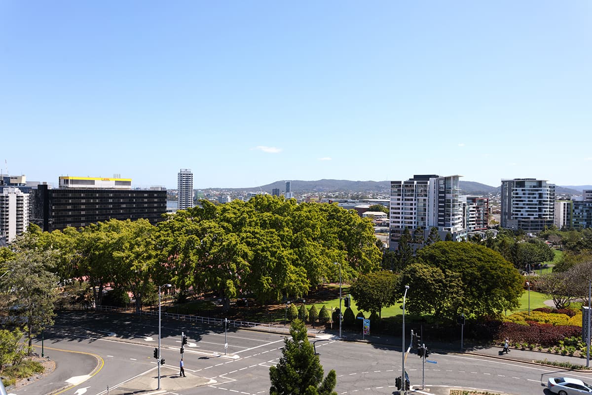 Mercure Brisbane Spring Hill — Kangaroo Point, Brisbane