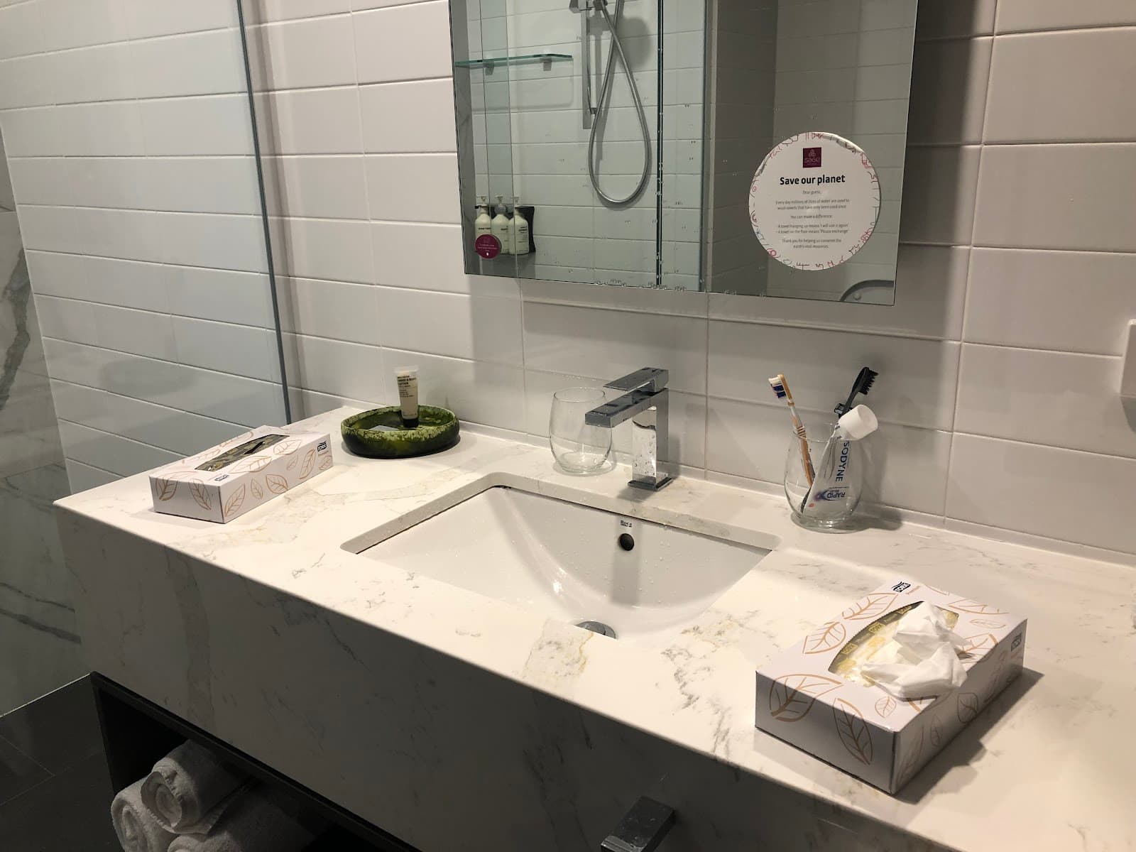 Sage Hotel James Street — Fortitude Valley, Brisbane