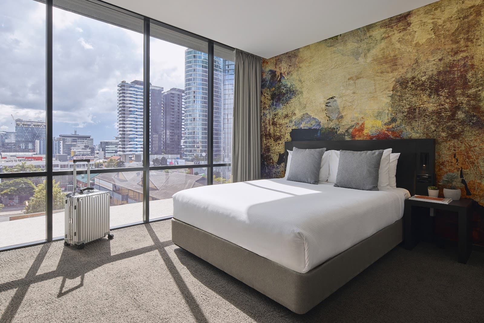 Kennigo Hotel Brisbane — Toowong, Brisbane