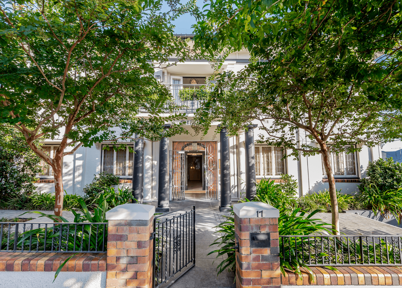 Spicers Balfour Brisbane — Teneriffe, Brisbane