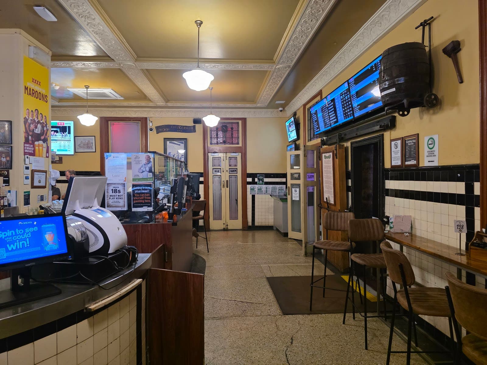 Breakfast Creek Hotel — Bulimba, Brisbane
