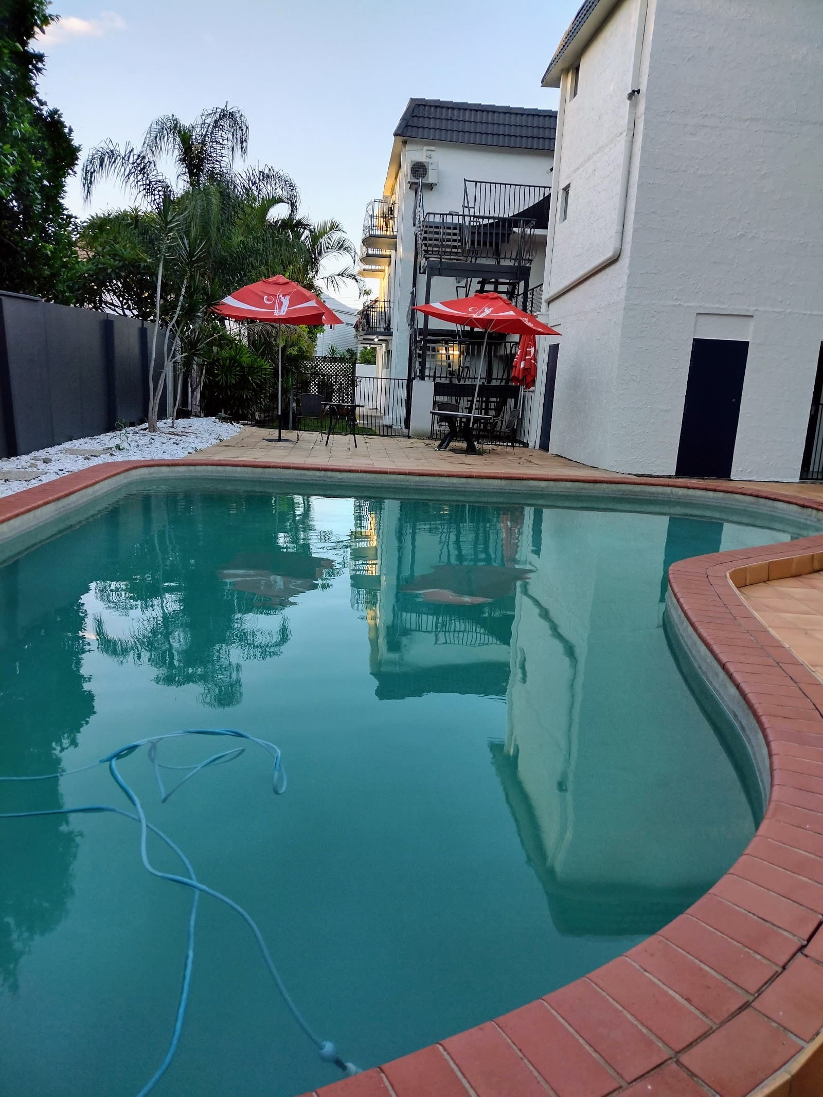 Hamilton Brisbane Airport Hotel — Hamilton, Brisbane