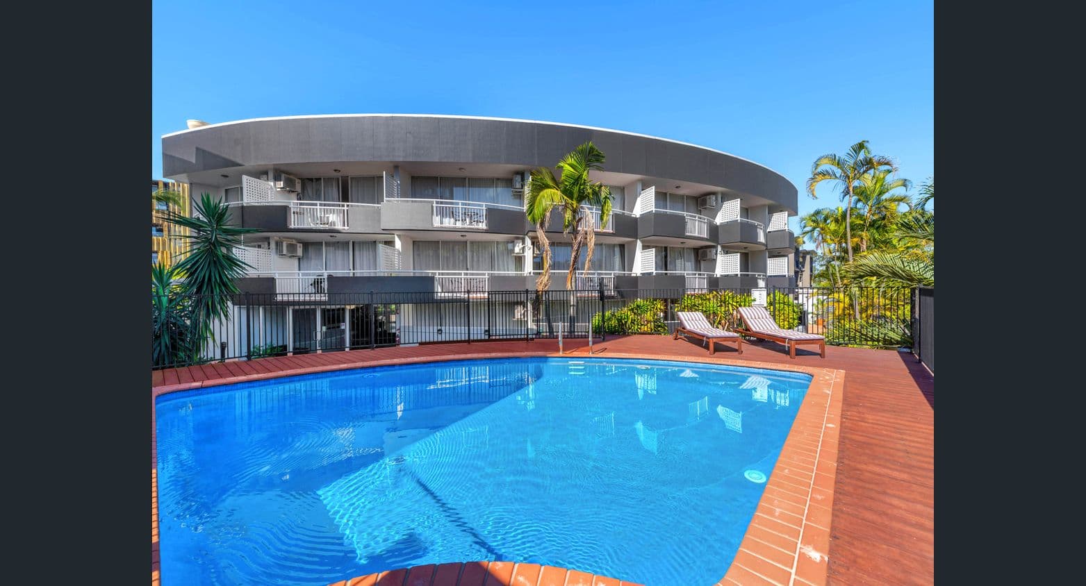The Wellington Apartment Hotel — Kangaroo Point, Brisbane