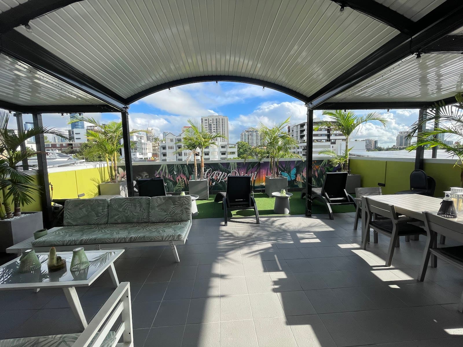 Breeze Lodge — Kangaroo Point, Brisbane