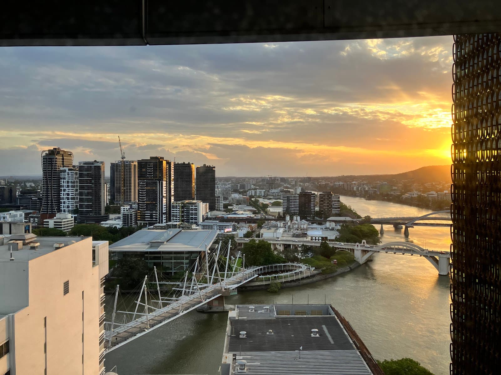 Meriton Suites Herschel Street, Brisbane — Milton, Brisbane