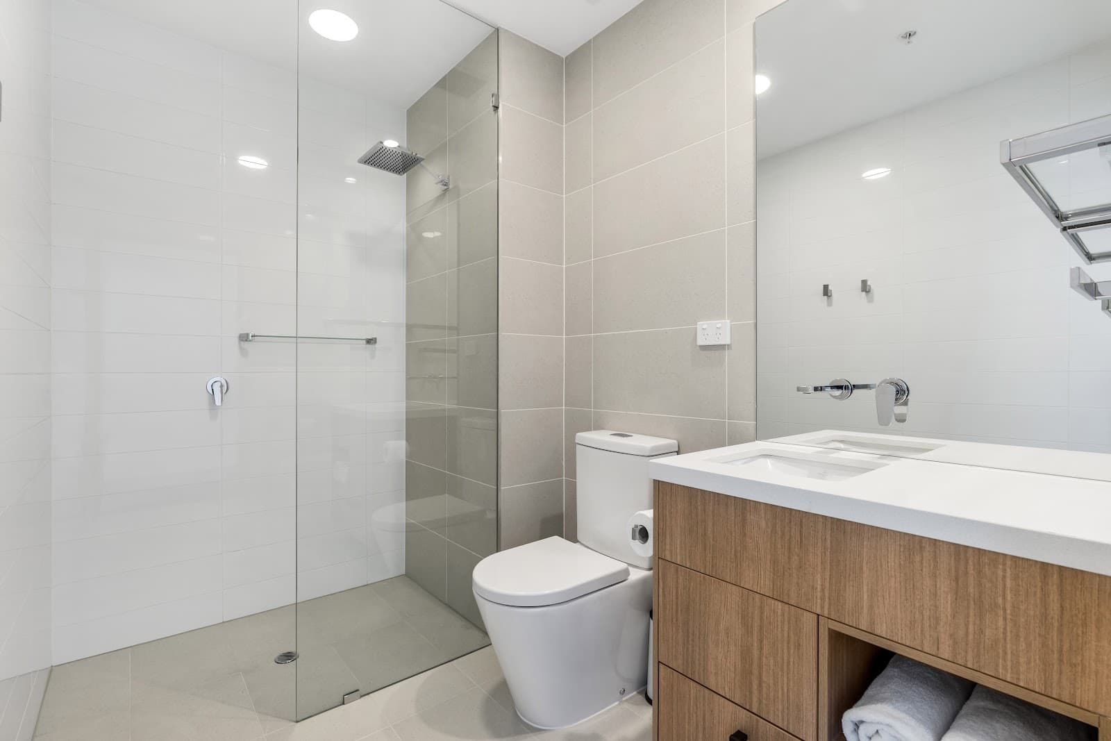 Essence Suites Taringa — Indooroopilly, Brisbane
