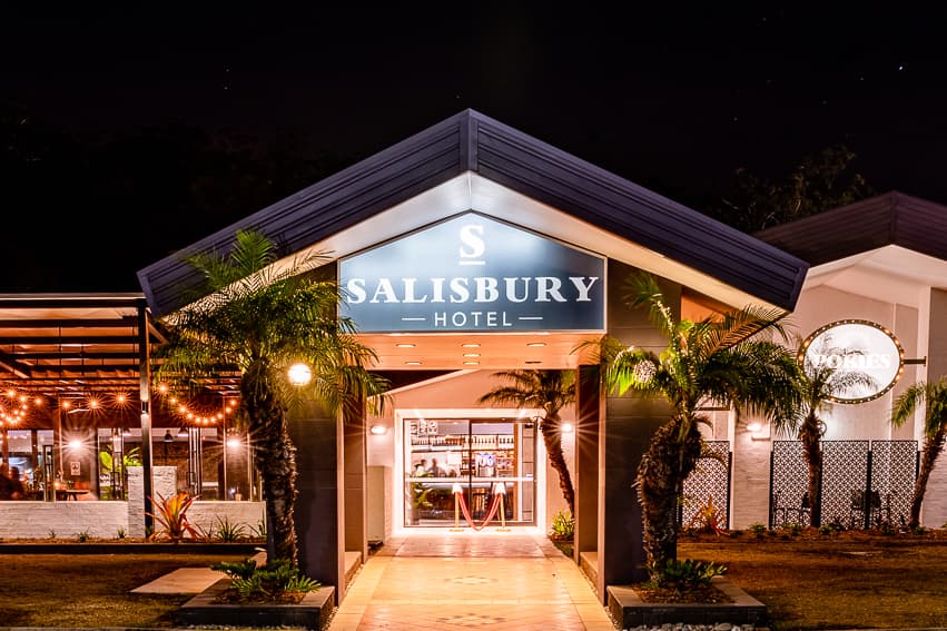 Salisbury Hotel — Indooroopilly, Brisbane